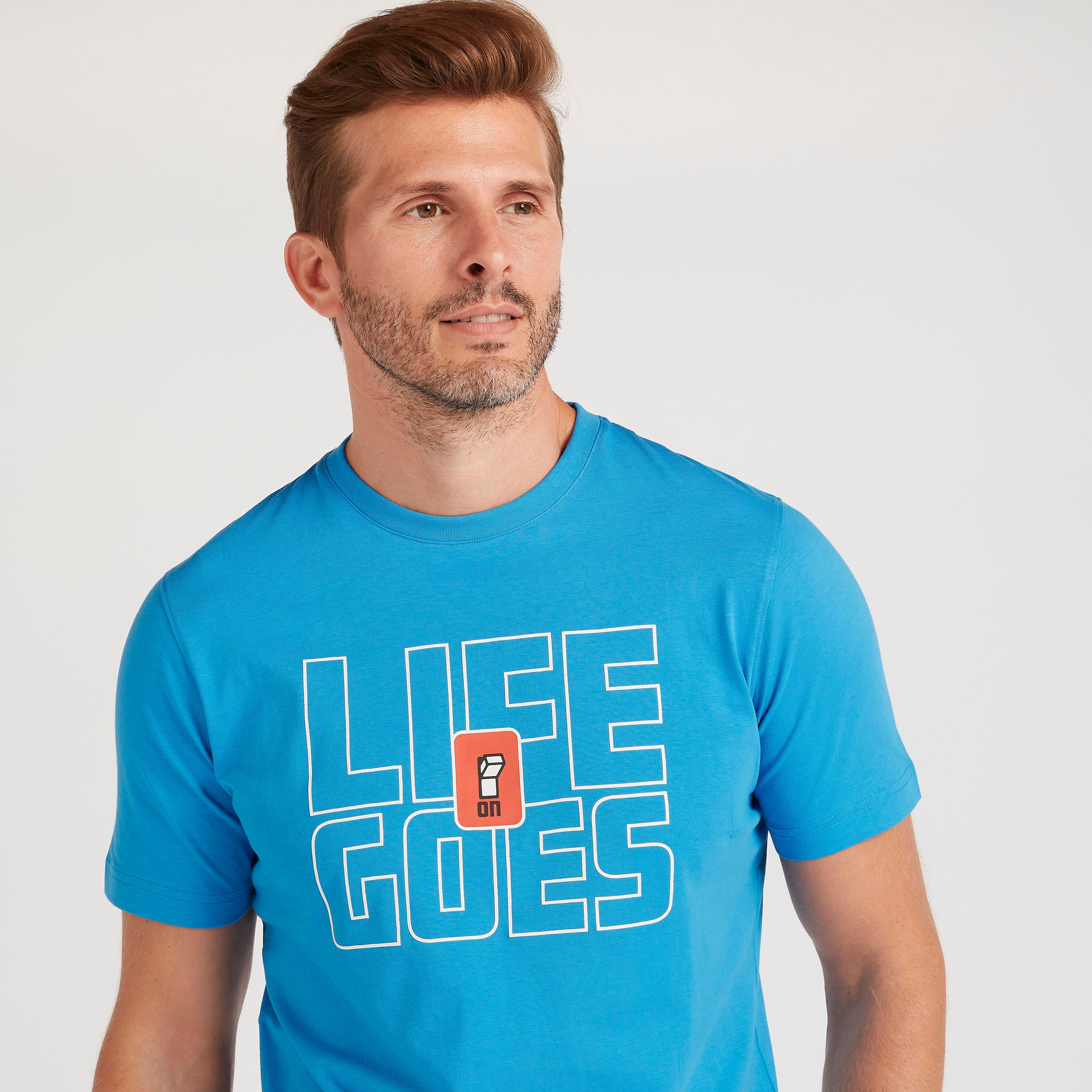 تيشيرت بياقة ضيّقة وأكمام قصيرة وطبعات-men-clothing-tshirtsandpolos-tshirts-image-3