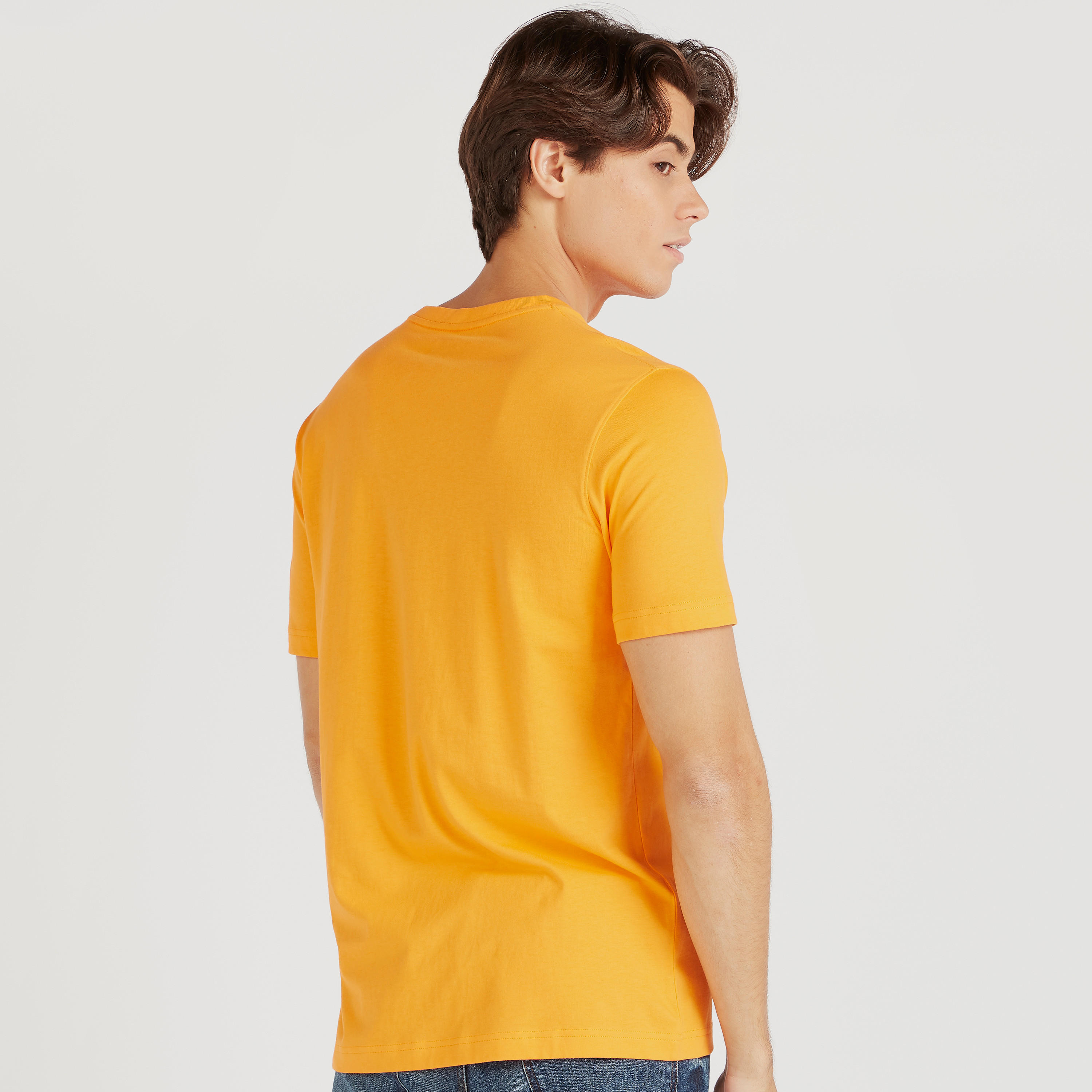تيشيرت بياقة ضيّقة وأكمام قصيرة وطبعات-men-clothing-tshirtsandpolos-tshirts-image-4
