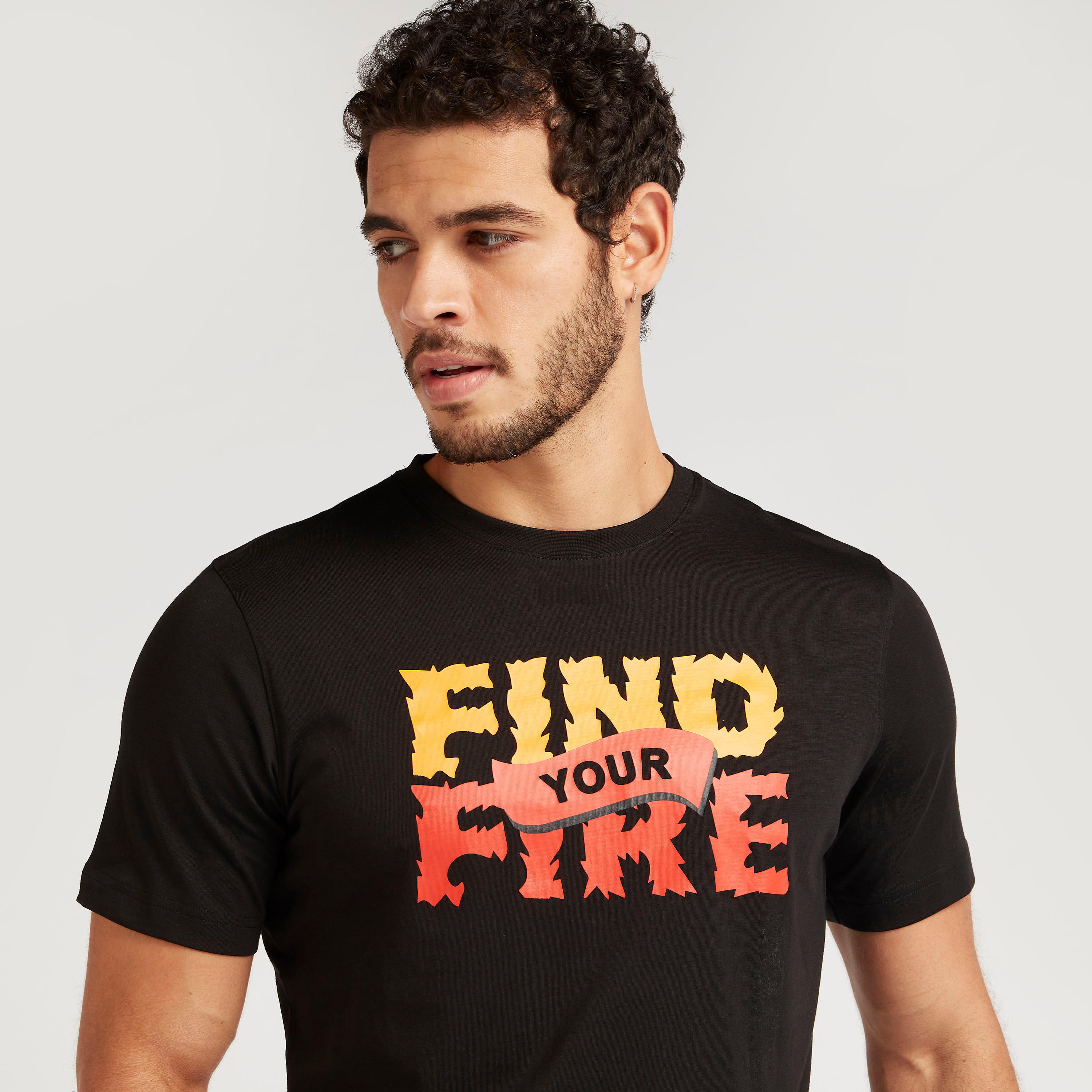 تيشيرت سليم فيت بياقة ضيّقة وأكمام قصيرة-men-clothing-tshirtsandpolos-tshirts-image-3