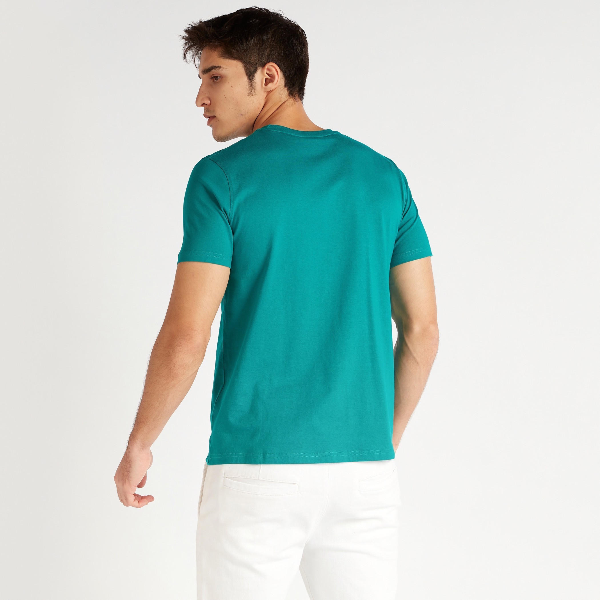 تيشيرت سادة بياقة ضيّقة وأكمام قصيرة-men-clothing-tshirtsandpolos-tshirts-image-1