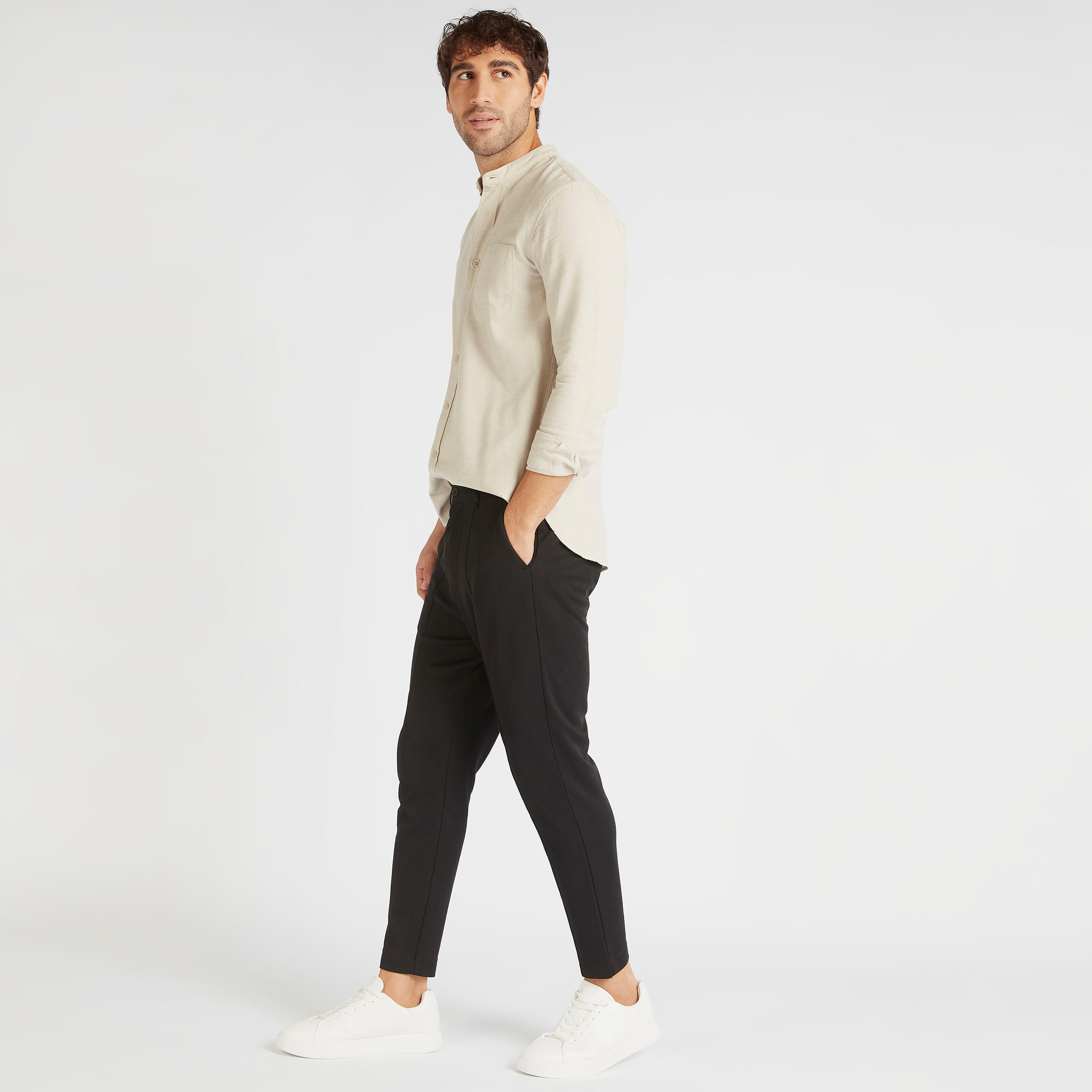 قميص سادة بياقة ماندارين وجيب-men-clothing-shirts-image-2