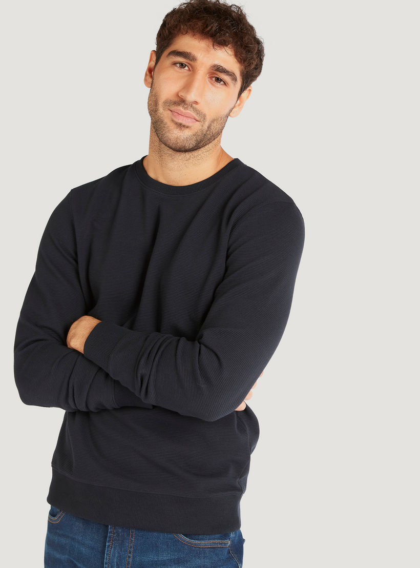 سويت شيرت بارز الملمس بياقة ضيّقة وأكمام طويلة-men-winterwear-hoodiesandsweatshirts-image-5