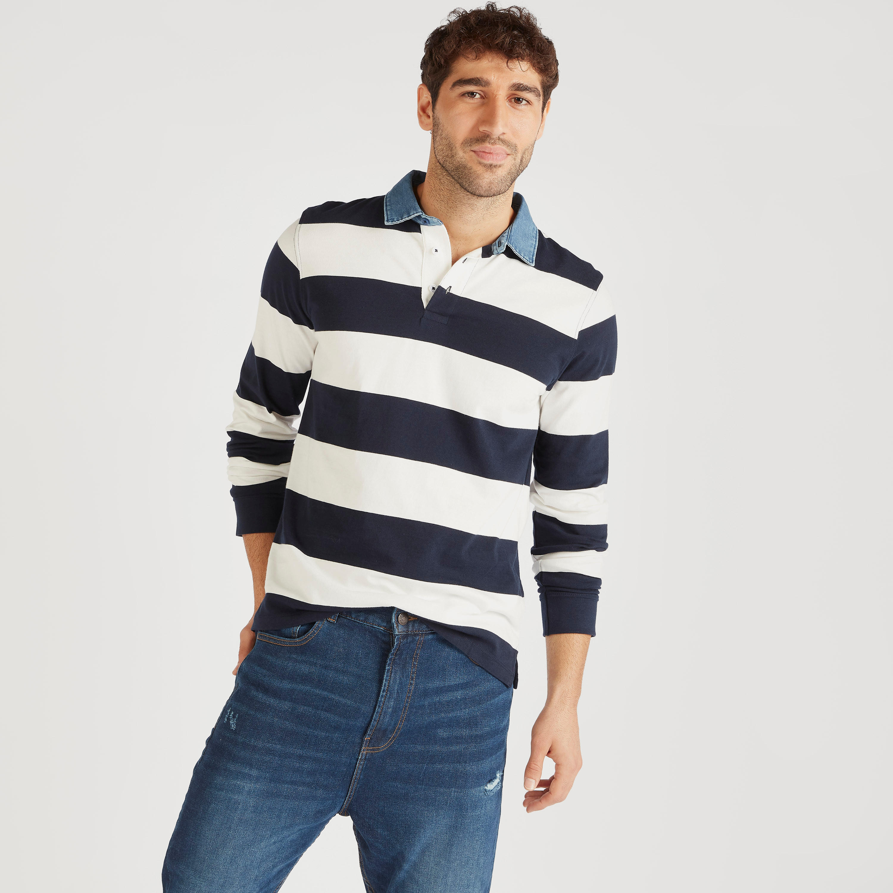 قميص مخطط بياقة واسعة وأكمام طويلة-men-clothing-tshirtsandpolos-tshirts-image-1