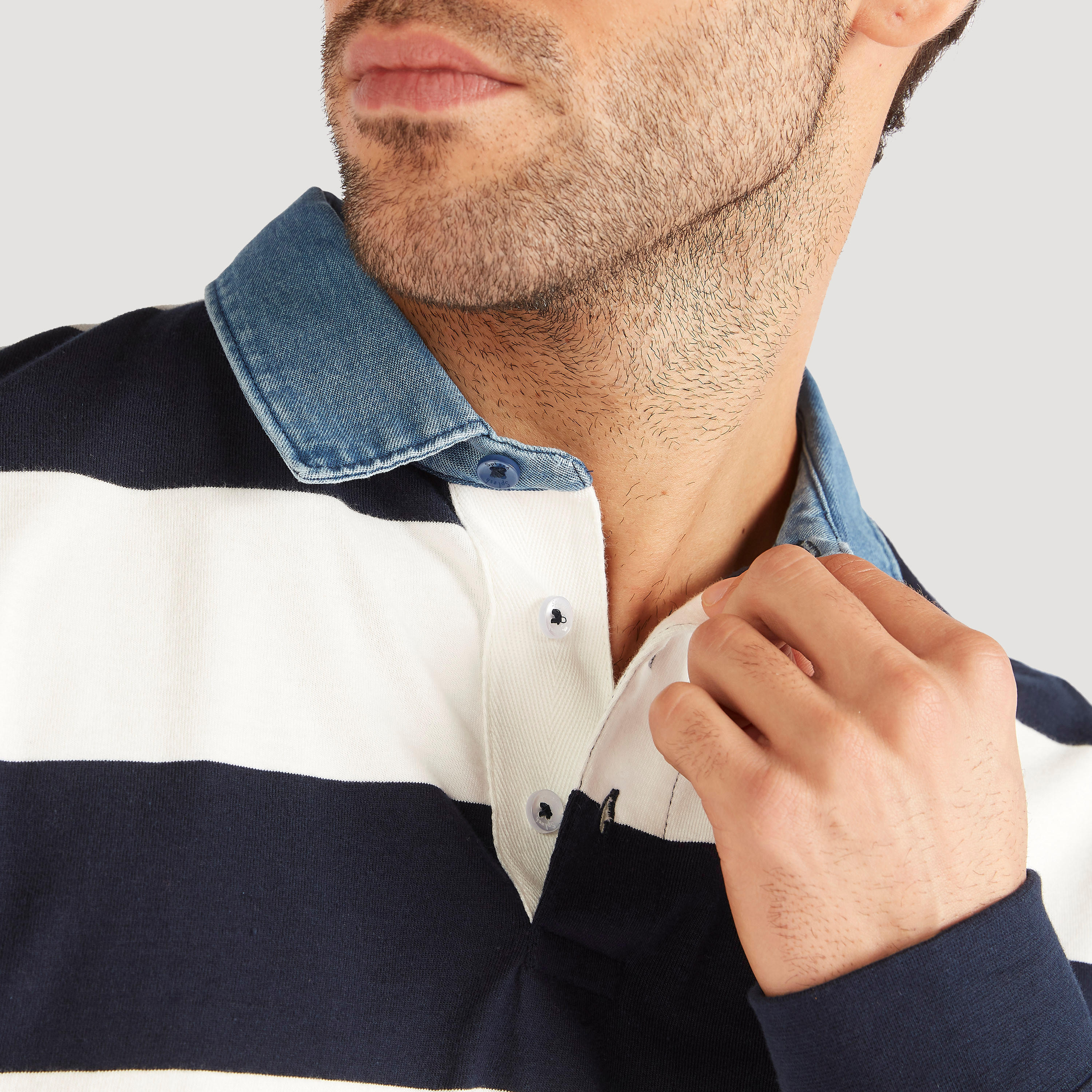 قميص مخطط بياقة واسعة وأكمام طويلة-men-clothing-tshirtsandpolos-tshirts-image-3