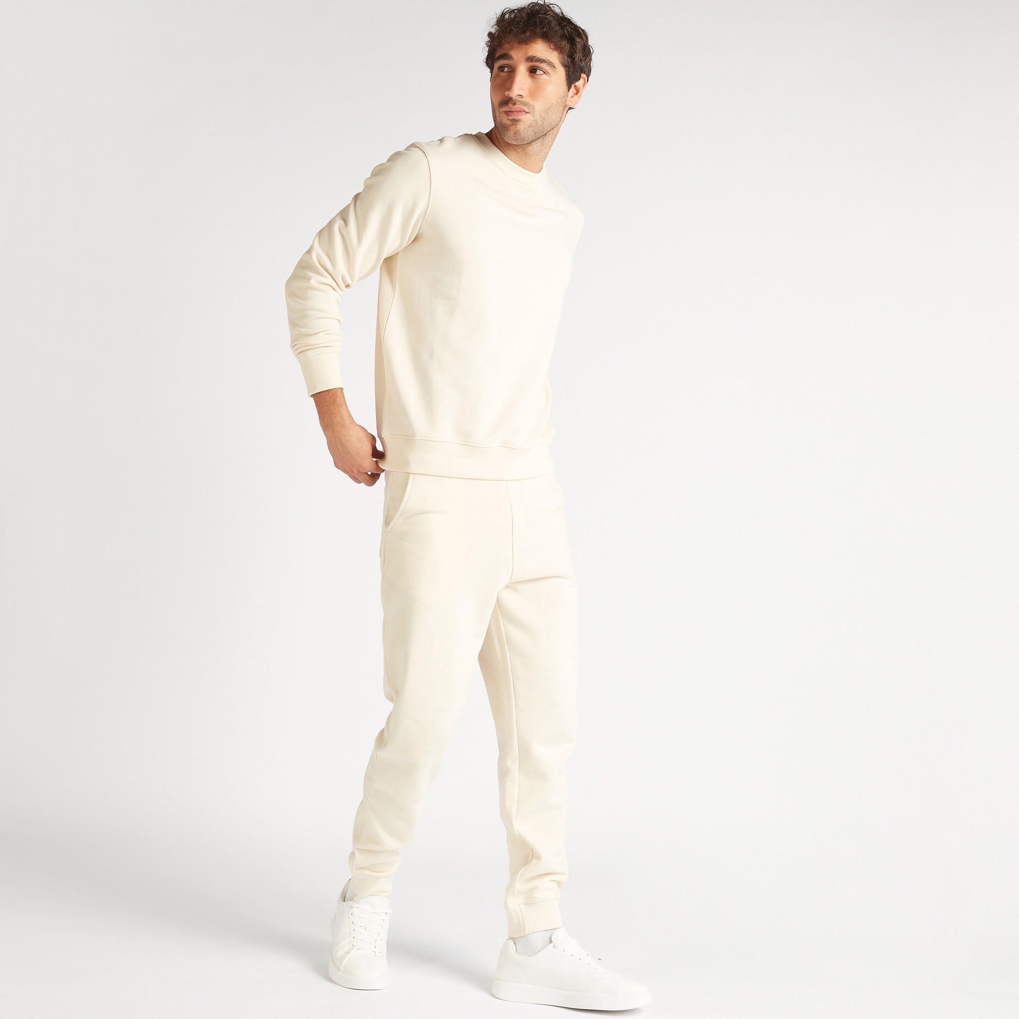 Solid Joggers with Drawstring Closure and Pockets-men-clothing-bottoms-joggers-image-2