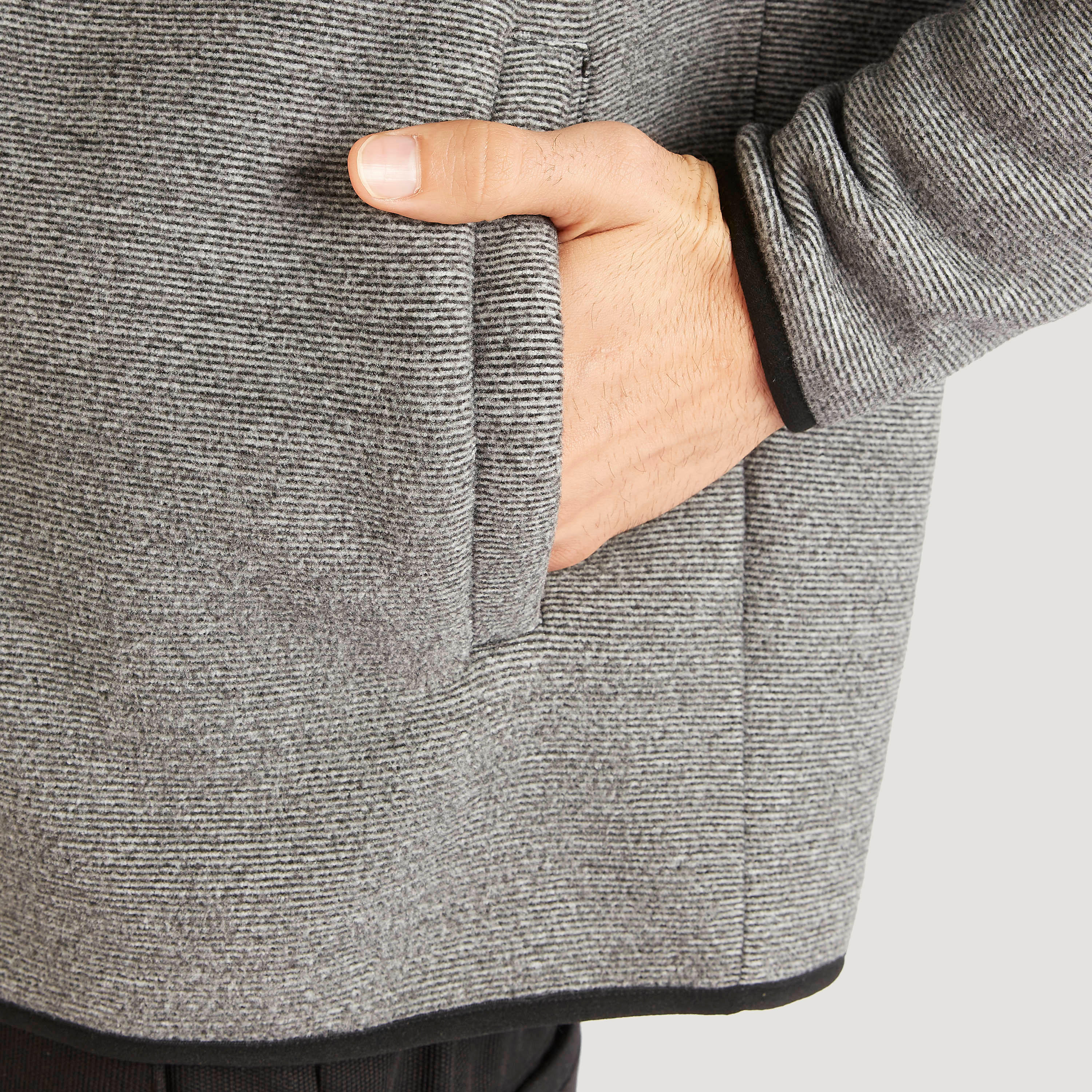 جاكيت مستدام خفيف بارز الملمس بسحّاب إغلاق وجيوب-men-clothing-jacketsandblazers-jackets-image-3