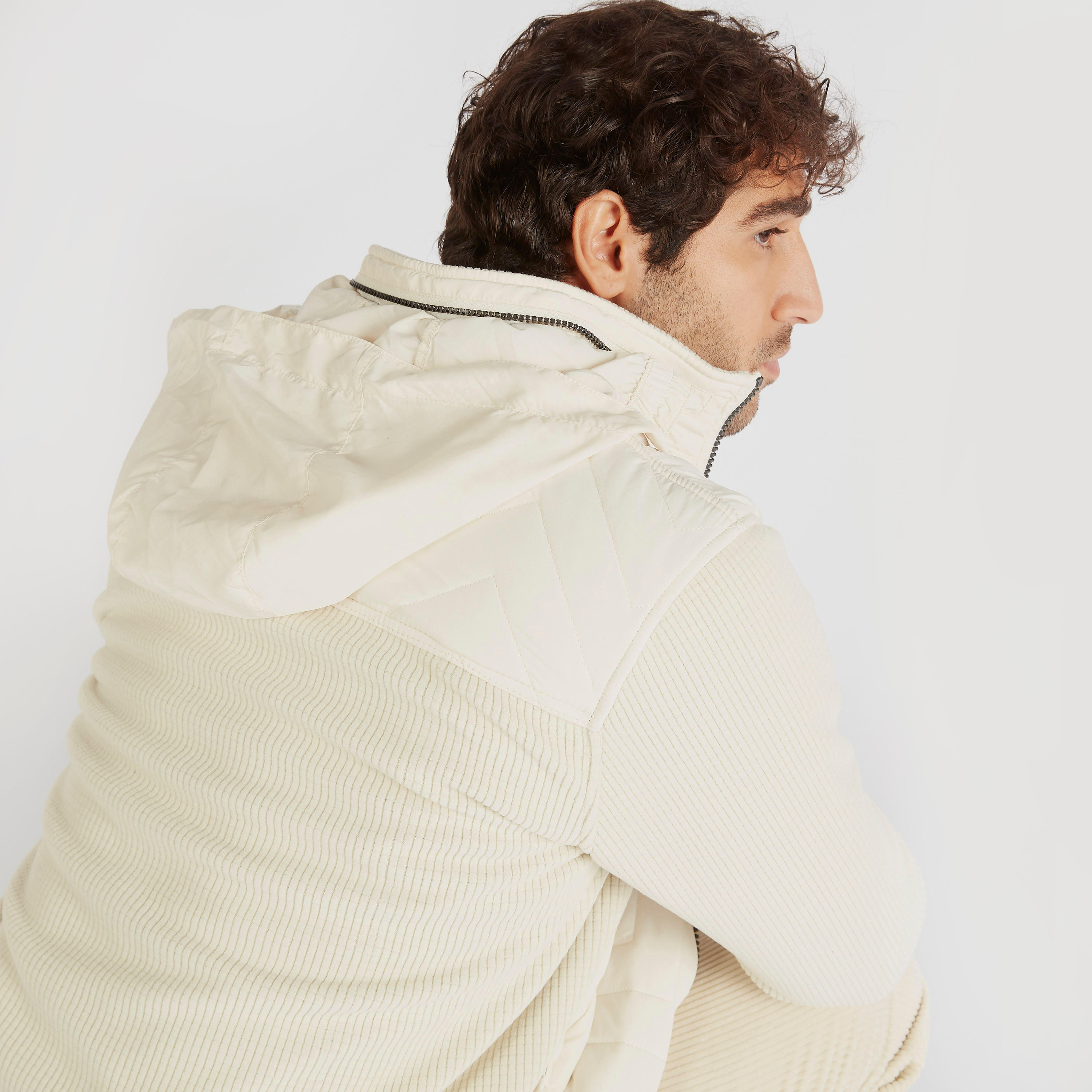 جاكيت مبطّن بقبعة وجيوب-men-clothing-jacketsandblazers-jackets-image-3