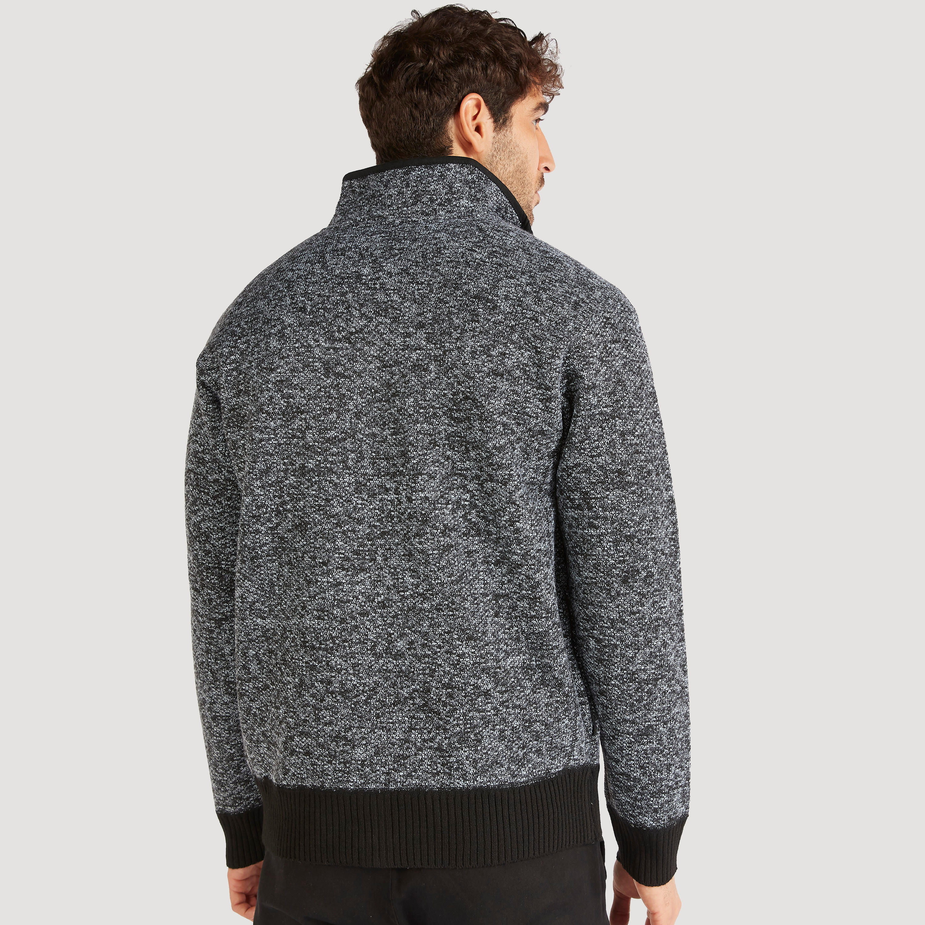 جاكيت مستدام خفيف بارز الملمس بسحّاب إغلاق وجيوب-men-clothing-jacketsandblazers-jackets-image-4