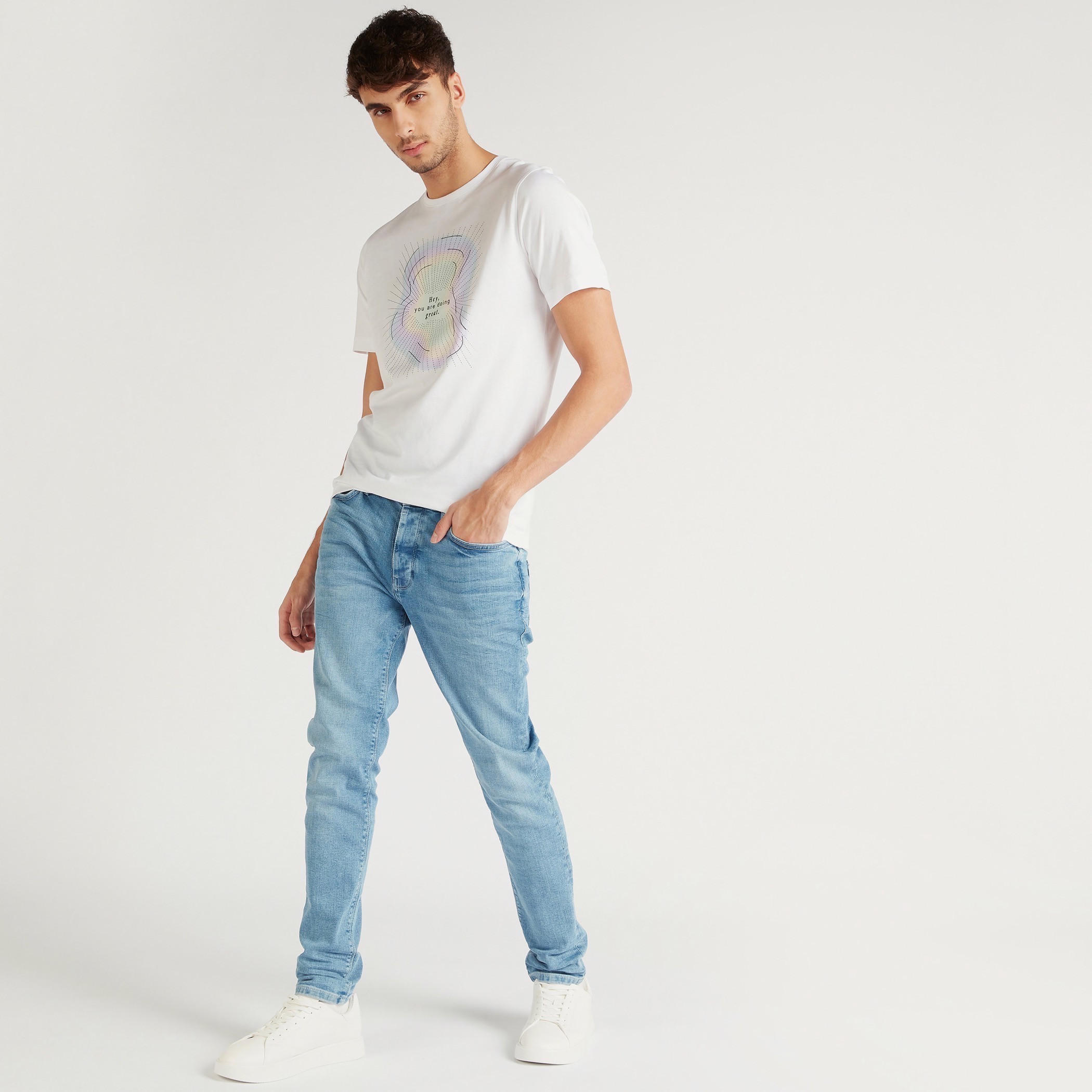 تيشيرت مستدام سليم فيت بياقة ضيّقة وأكمام قصيرة-men-clothing-tshirtsandpolos-tshirts-image-2