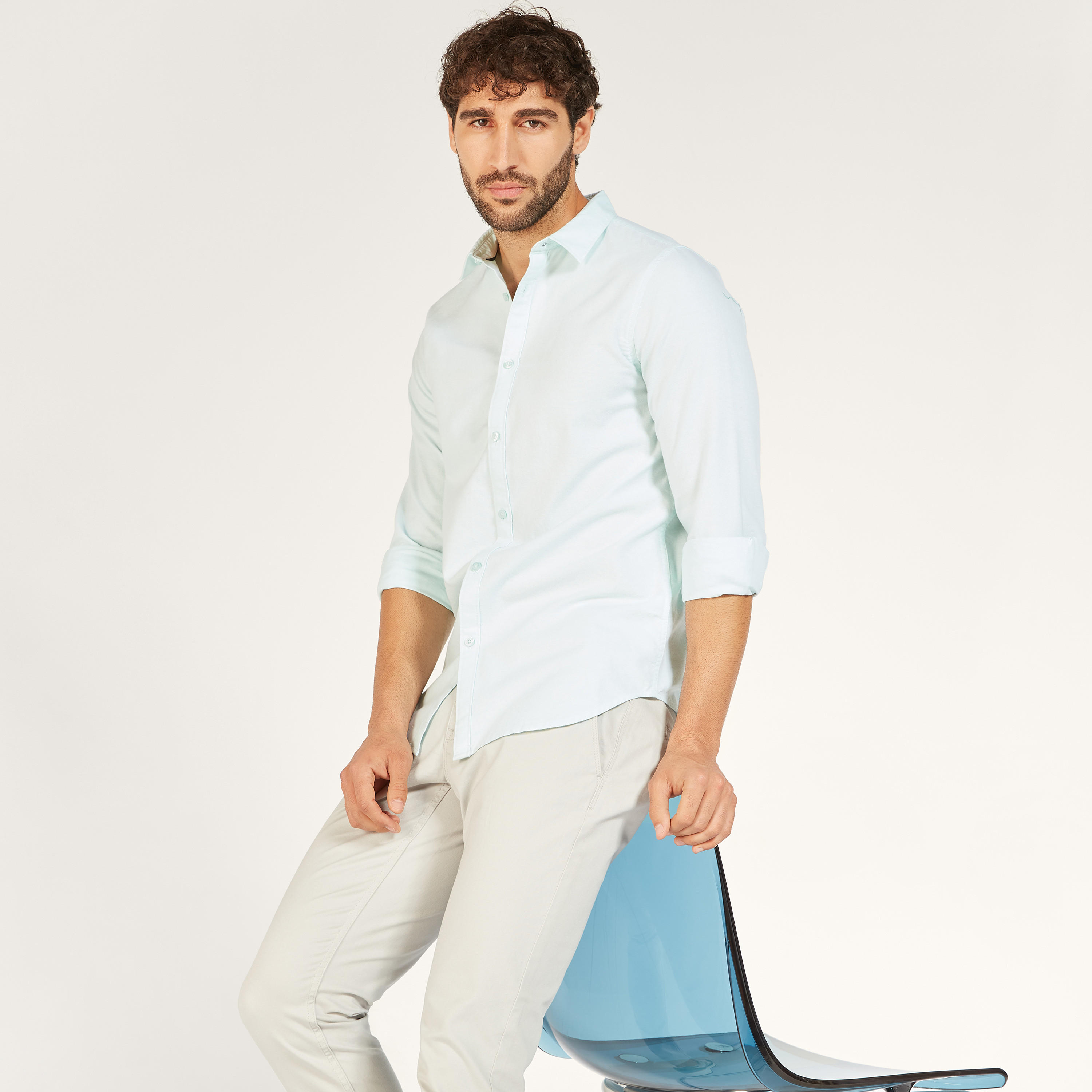 قميص سادة بأكمام طويلة وزر إغلاق-men-clothing-shirts-image-1