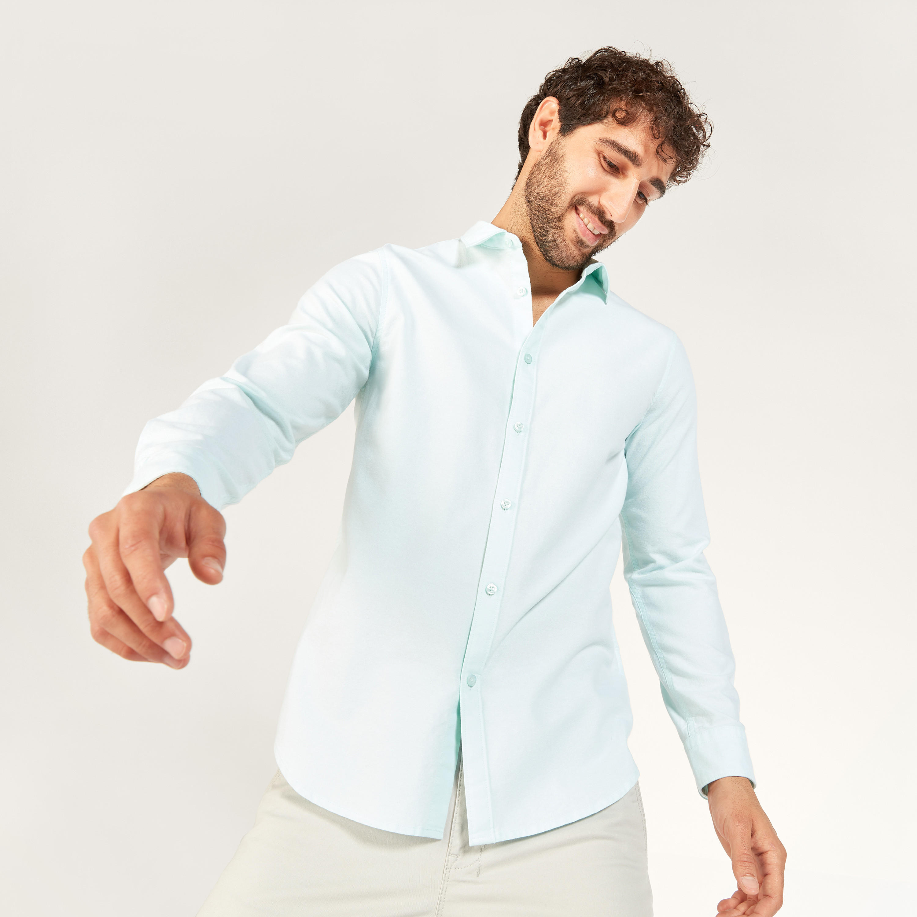 قميص سادة بأكمام طويلة وزر إغلاق-men-clothing-shirts-image-3