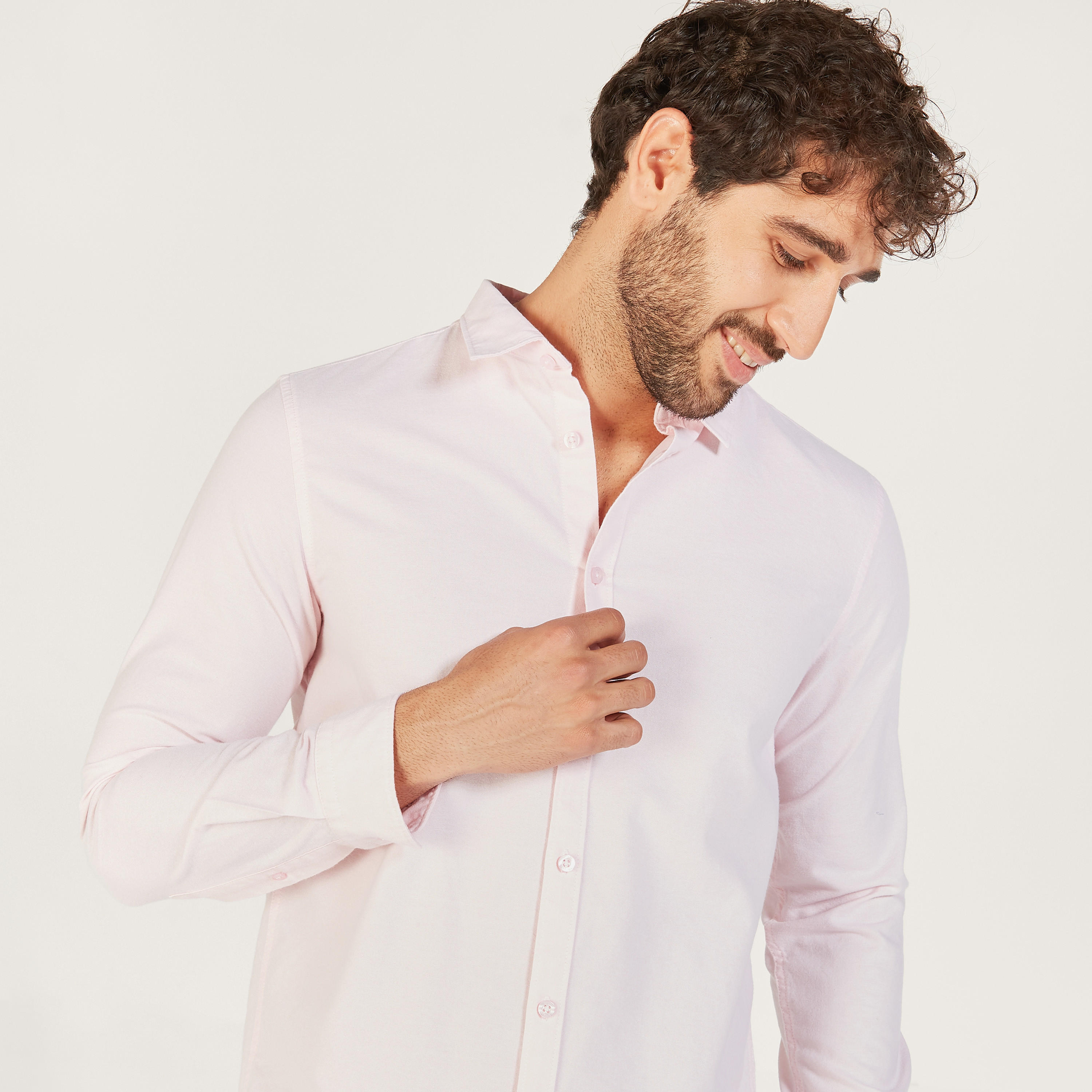 قميص سادة بأكمام طويلة وزر إغلاق-men-clothing-shirts-image-7