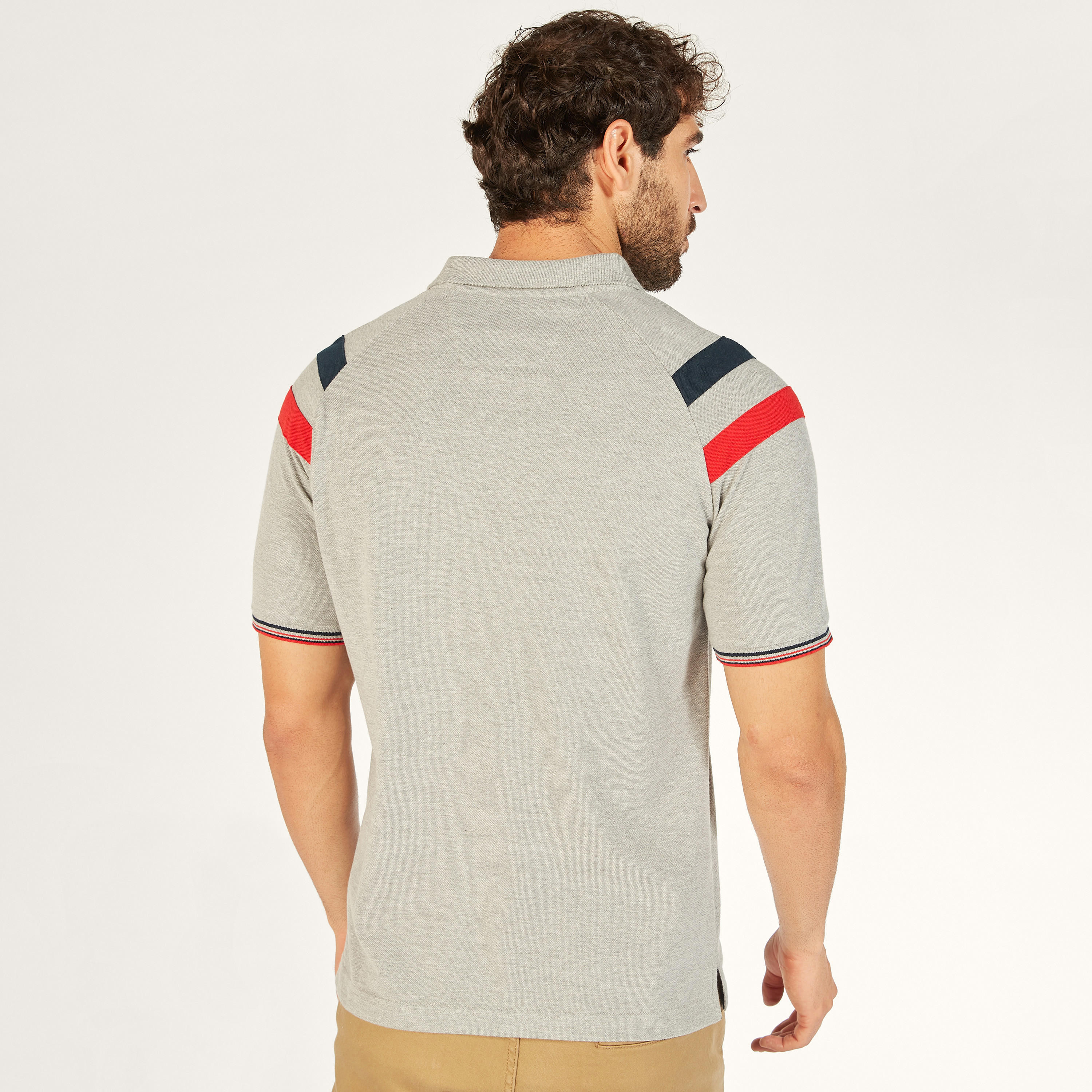 تيشيرت بولو سادة بأكمام ريجلان وتفاصيل شريطة-men-clothing-tshirtsandpolos-polos-image-12