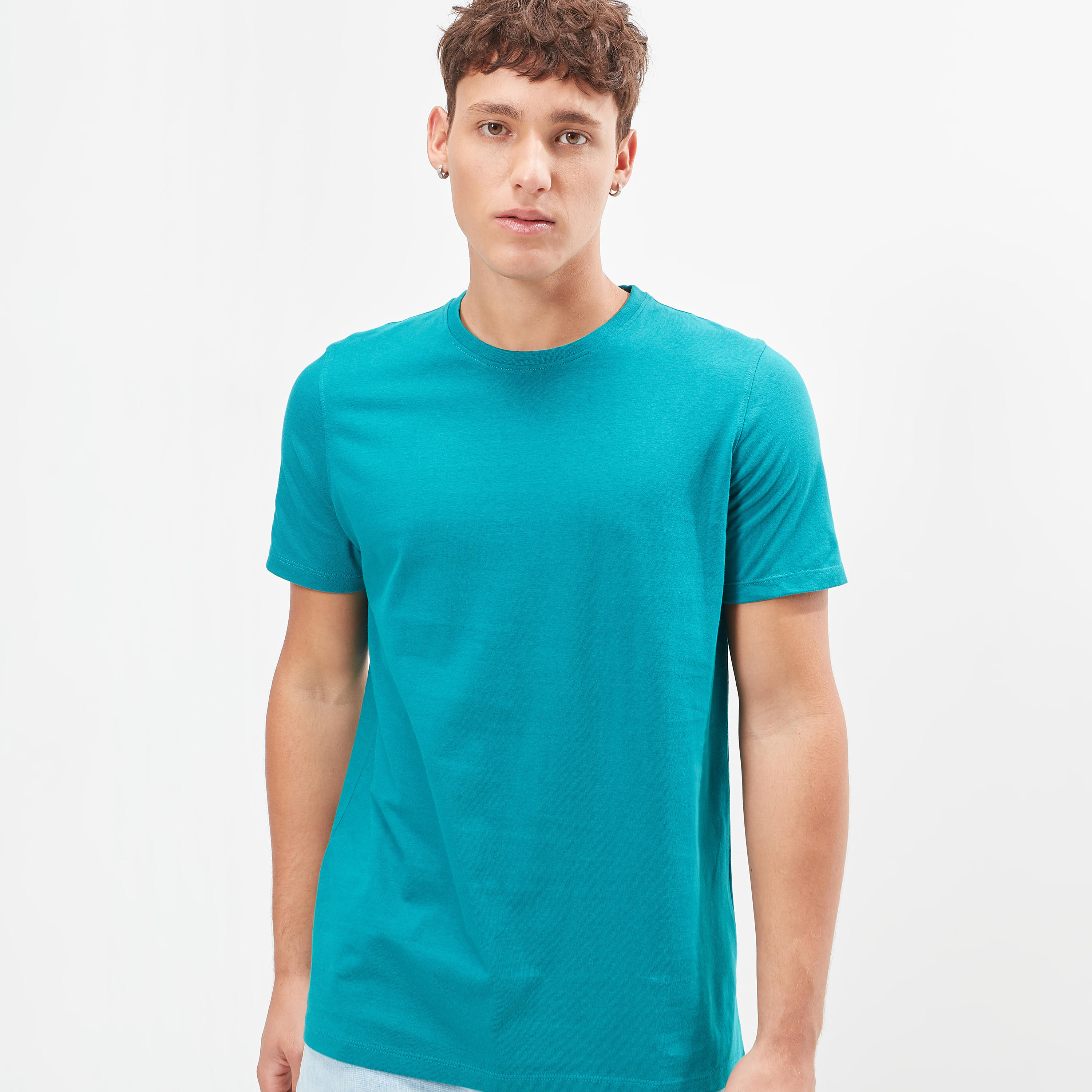 تيشيرت سادة بياقة ضيّقة وأكمام قصيرة-men-clothing-tshirtsandpolos-tshirts-image-5