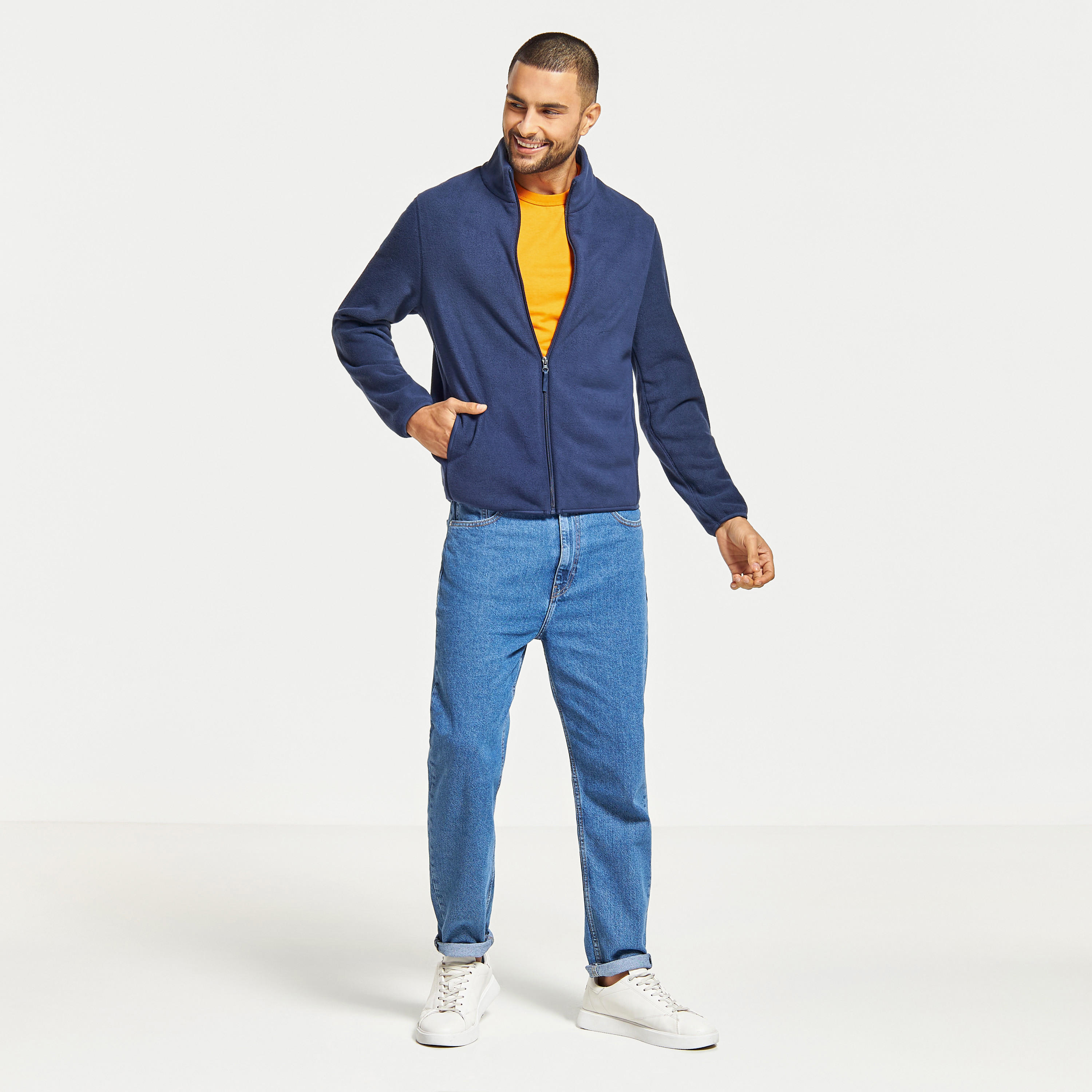 جاكيت سادة بسحّاب وأكمام طويلة وجيوب-men-clothing-jacketsandblazers-jackets-image-3