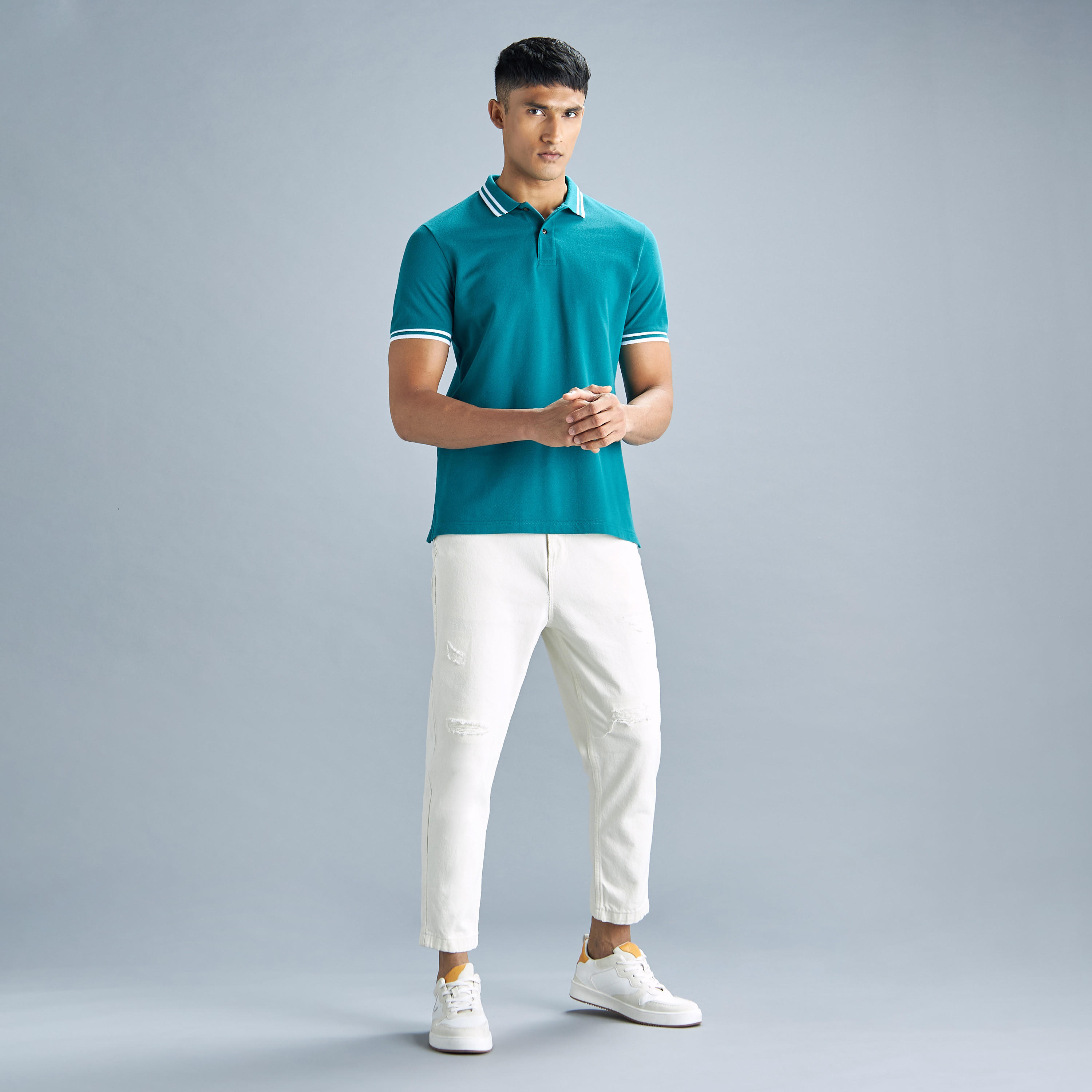 تيشيرت بولو سادة بأكمام قصيرة وأزرار-men-clothing-tshirtsandpolos-polos-image-2