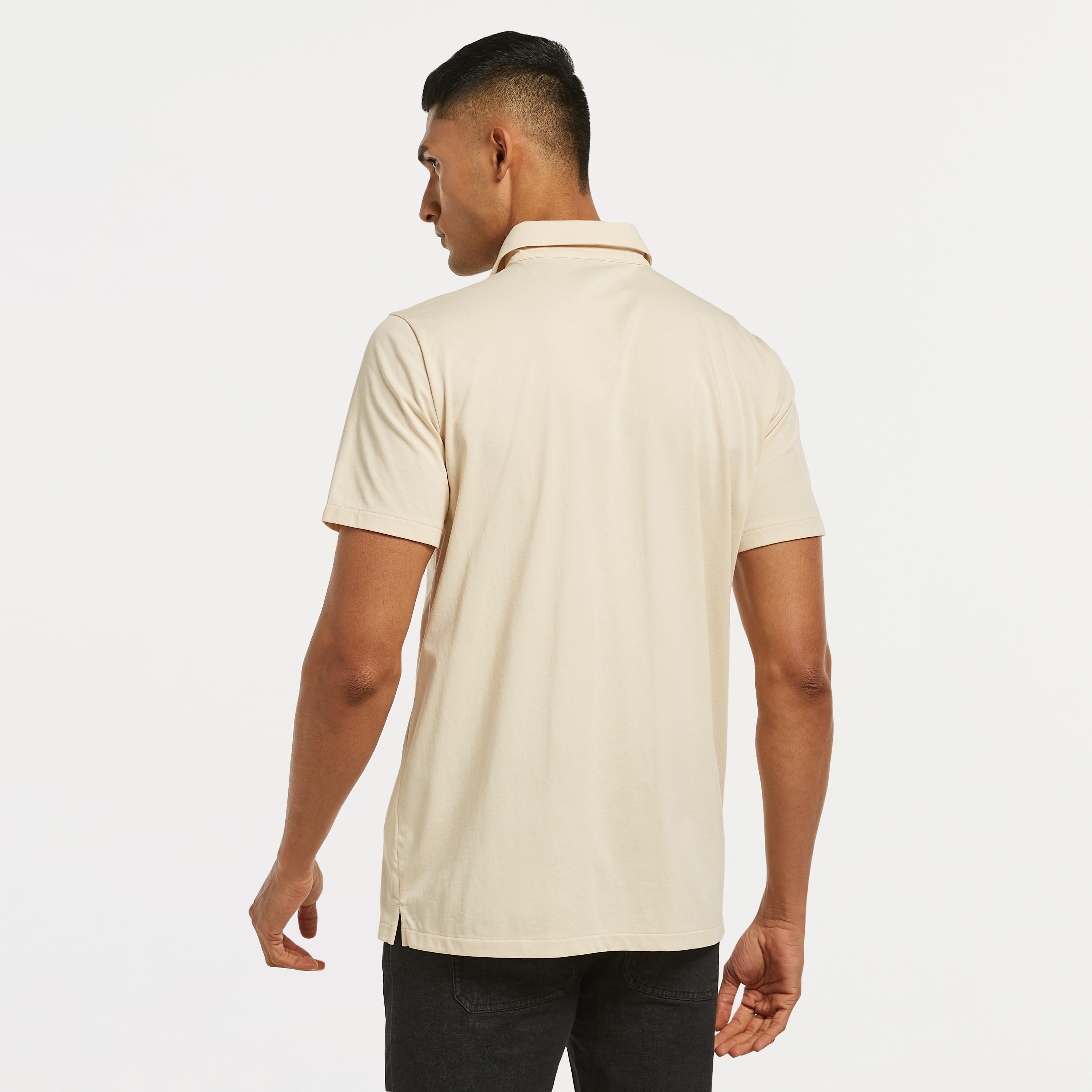 قميص سادة بأكمام قصيرة وأزرار-men-clothing-shirts-image-11