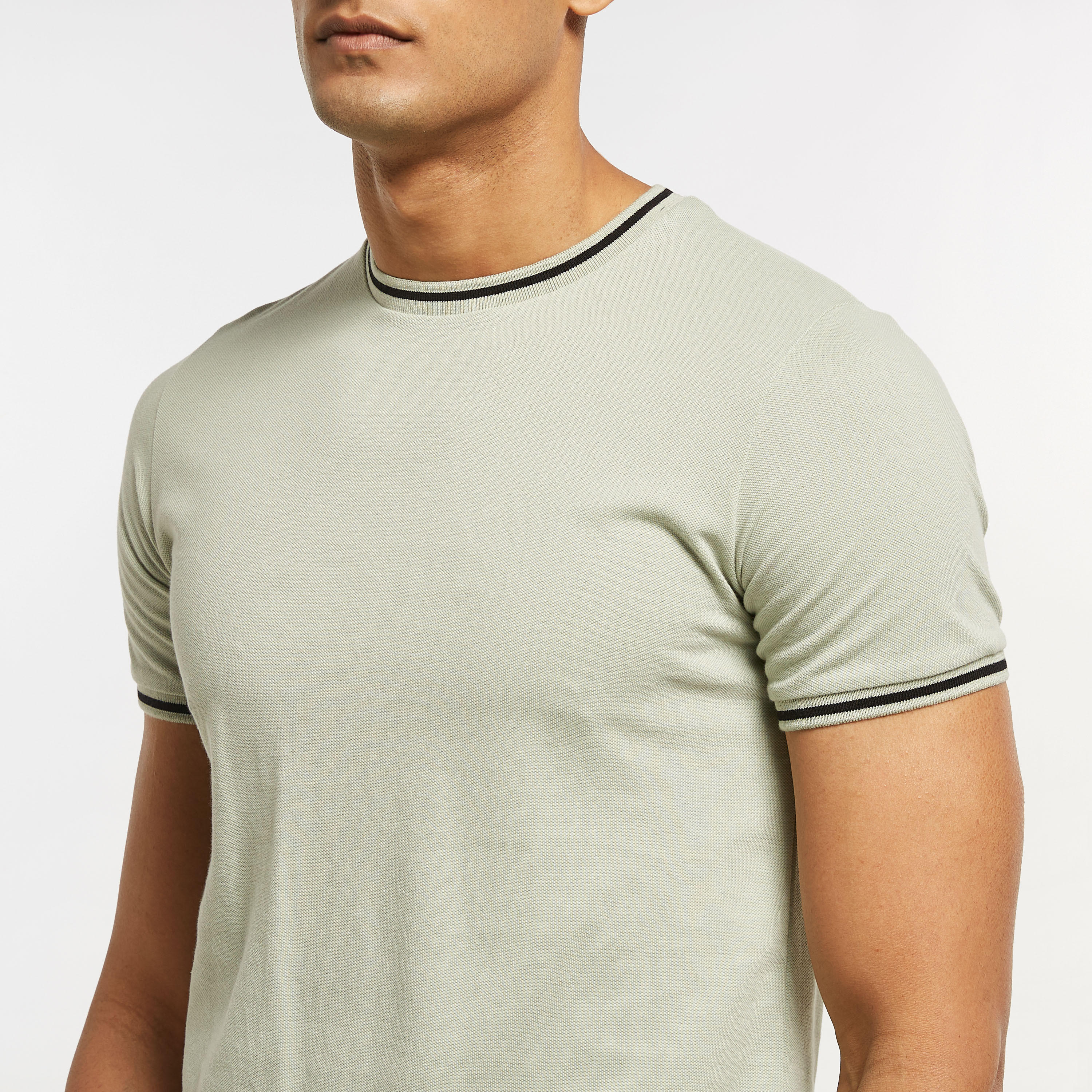 تيشيرت سادة بأكمام قصيرة وخيوط بارزة-men-clothing-tshirtsandpolos-tshirts-image-12