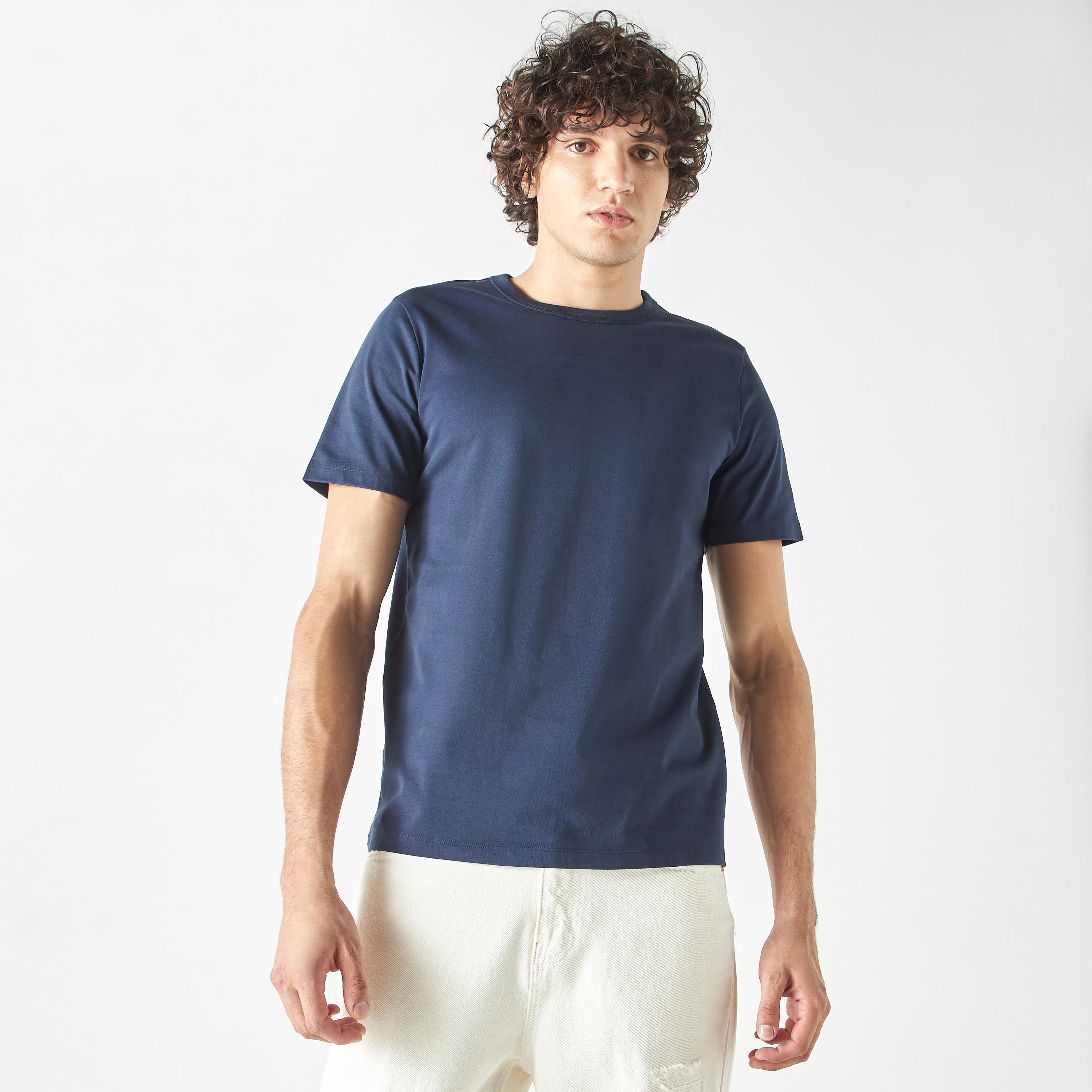 تيشيرت سادة بياقة ضيّقة وأكمام قصيرة-men-clothing-tshirtsandpolos-tshirts-image-4