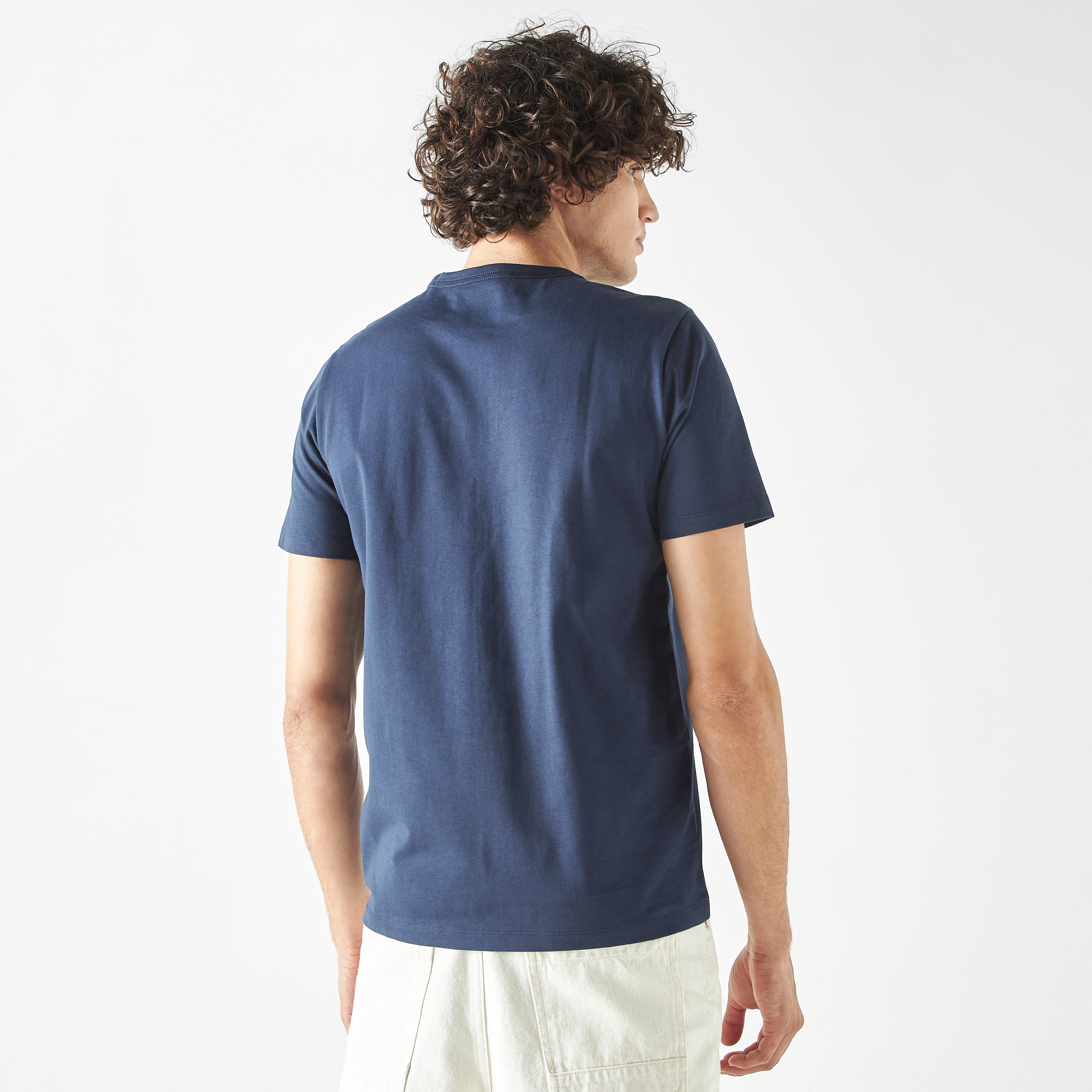 تيشيرت سادة بياقة ضيّقة وأكمام قصيرة-men-clothing-tshirtsandpolos-tshirts-image-2