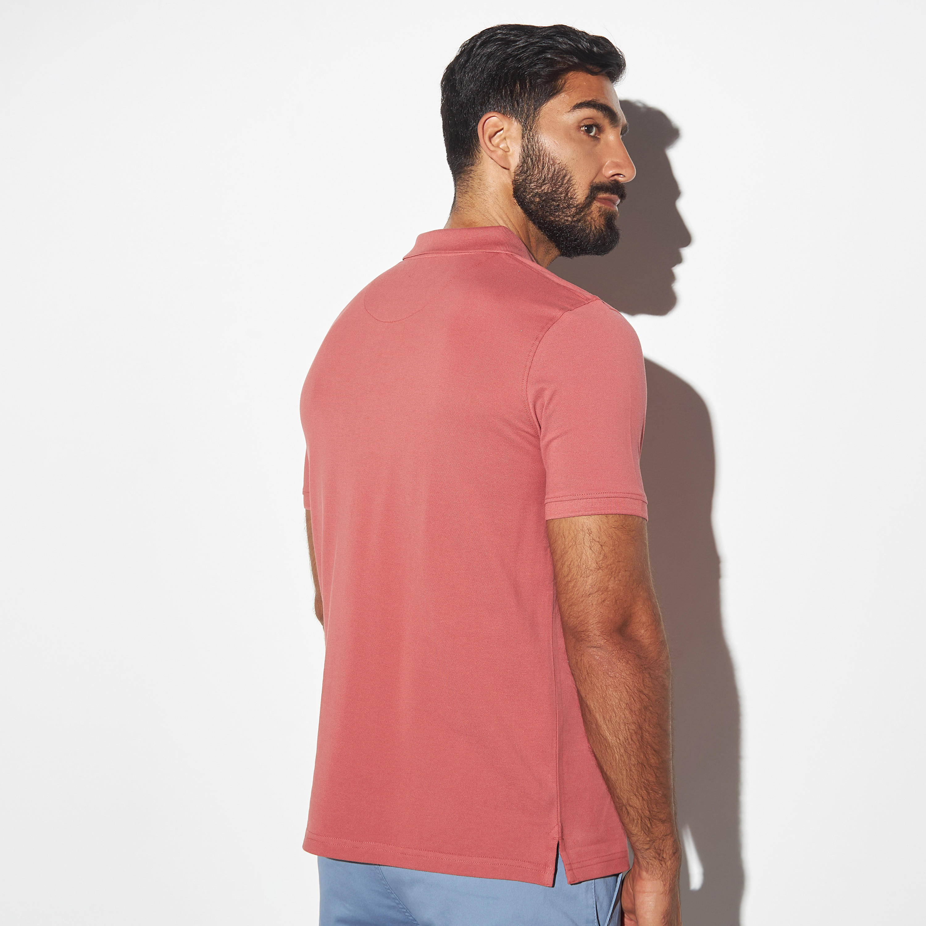 تيشيرت بولو بيكيه سادة بأكمام قصيرة-men-clothing-tshirtsandpolos-polos-image-3