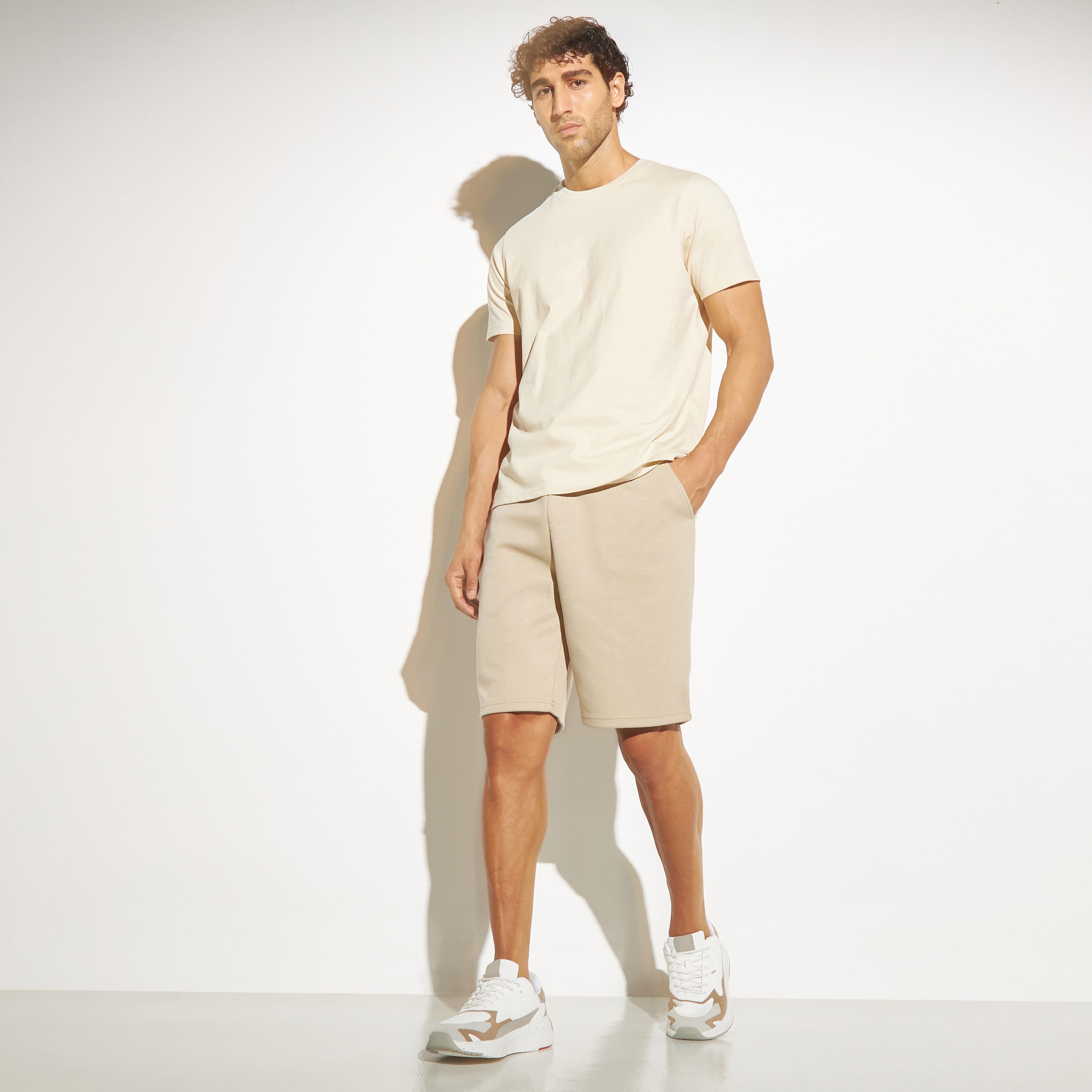 شورت سادة برباط إغلاق وجيوب-men-clothing-bottoms-shorts-image-3