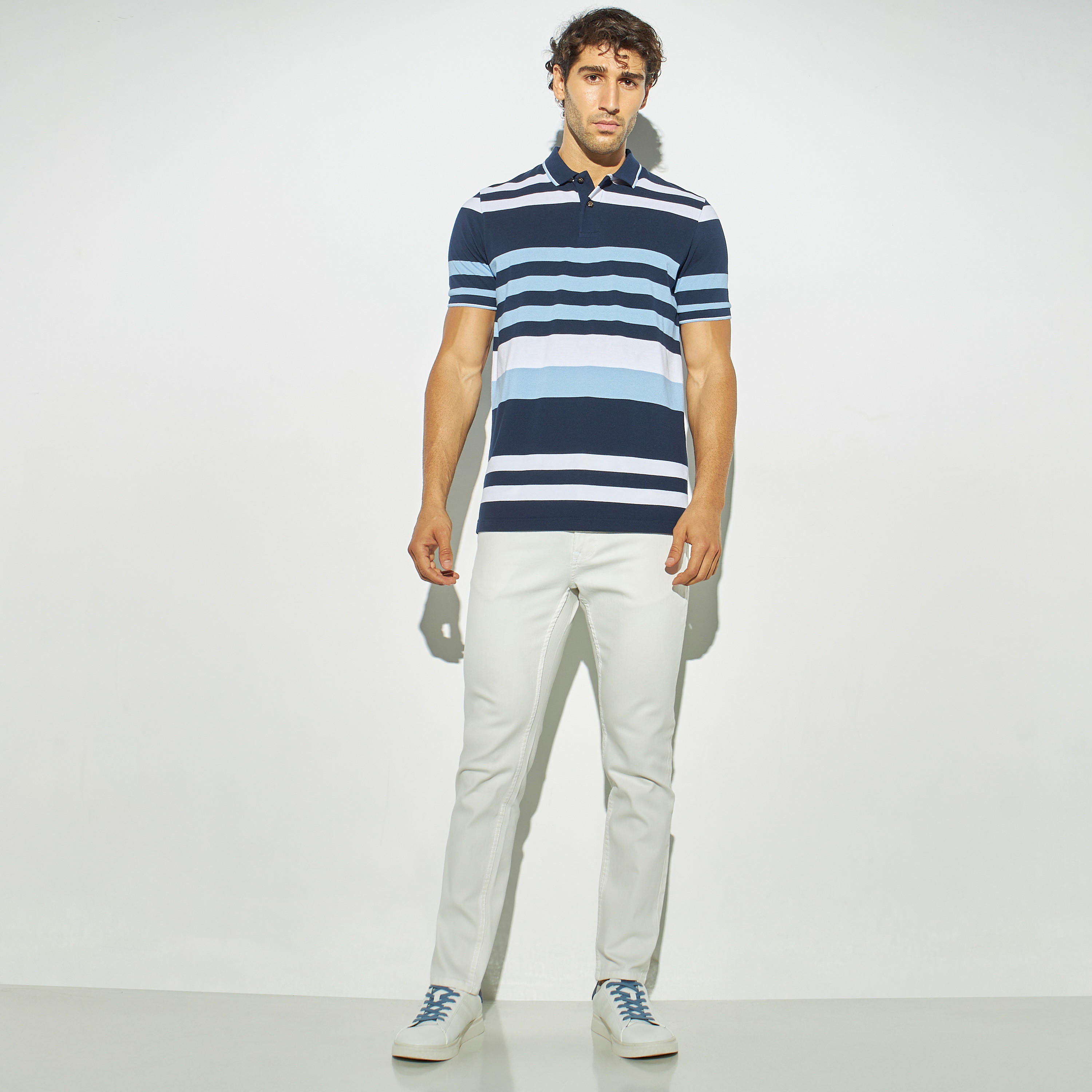 تيشيرت بولو مقلّم بأكمام قصيرة-men-clothing-tshirtsandpolos-polos-image-2