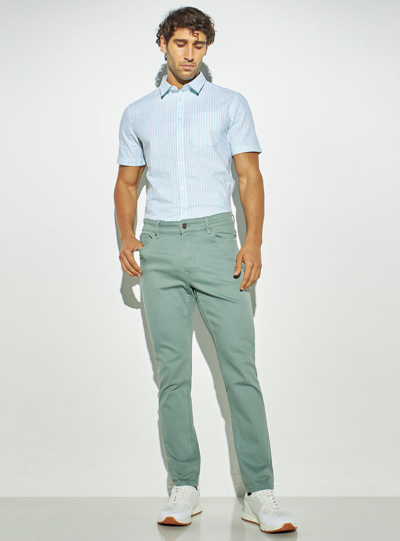 قميص أكسفورد مقلّم بأكمام قصيرة وجيوب-men-clothing-shirts-image-2