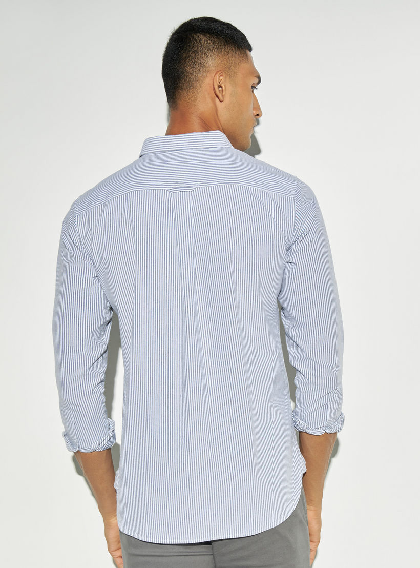 قميص أكسفورد مقلّم بأكمام طويلة وجيوب-men-clothing-shirts-image-3