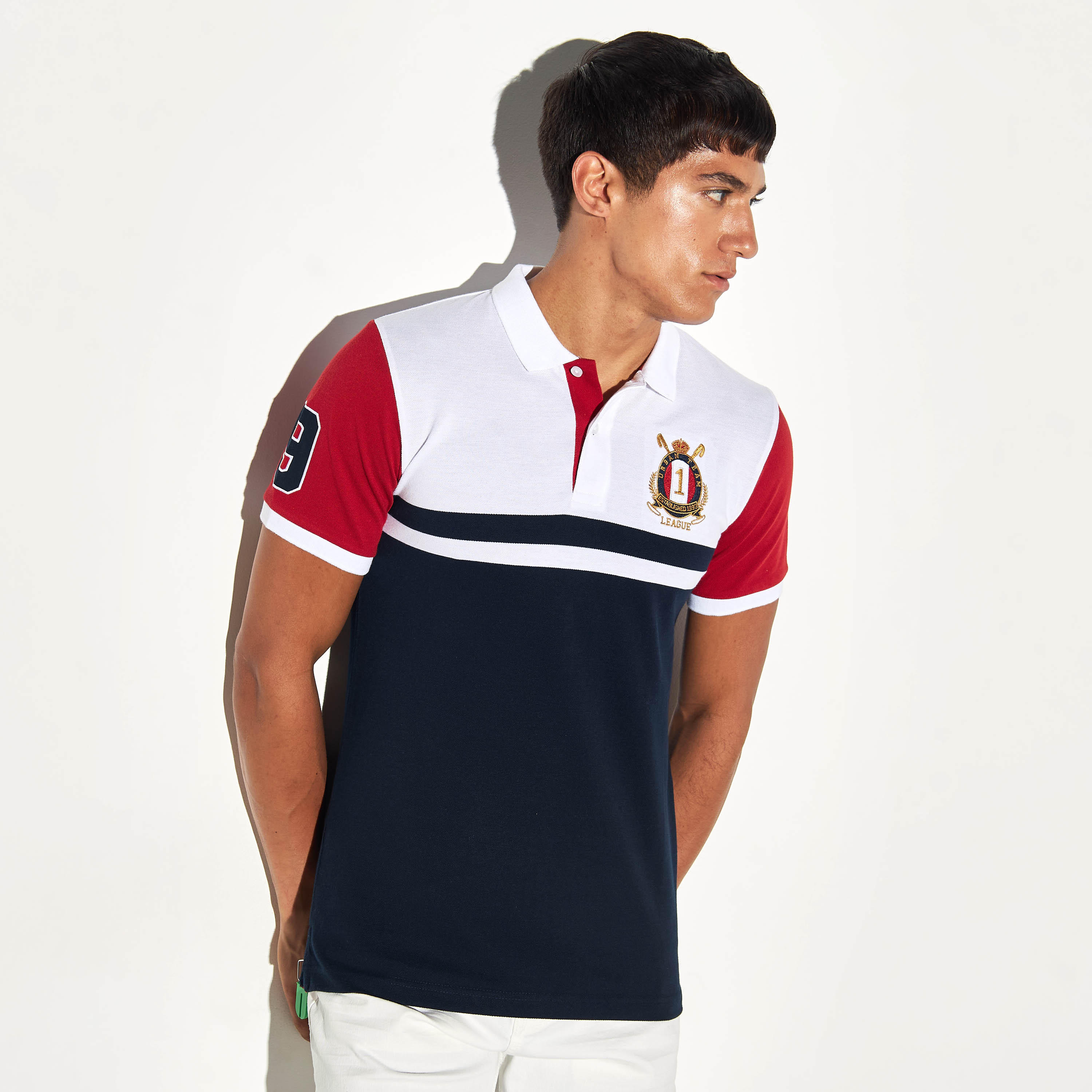 تيشيرت بولو بيكيه بقوالب ملونة وأكمام قصيرة-men-clothing-tshirtsandpolos-polos-image-1
