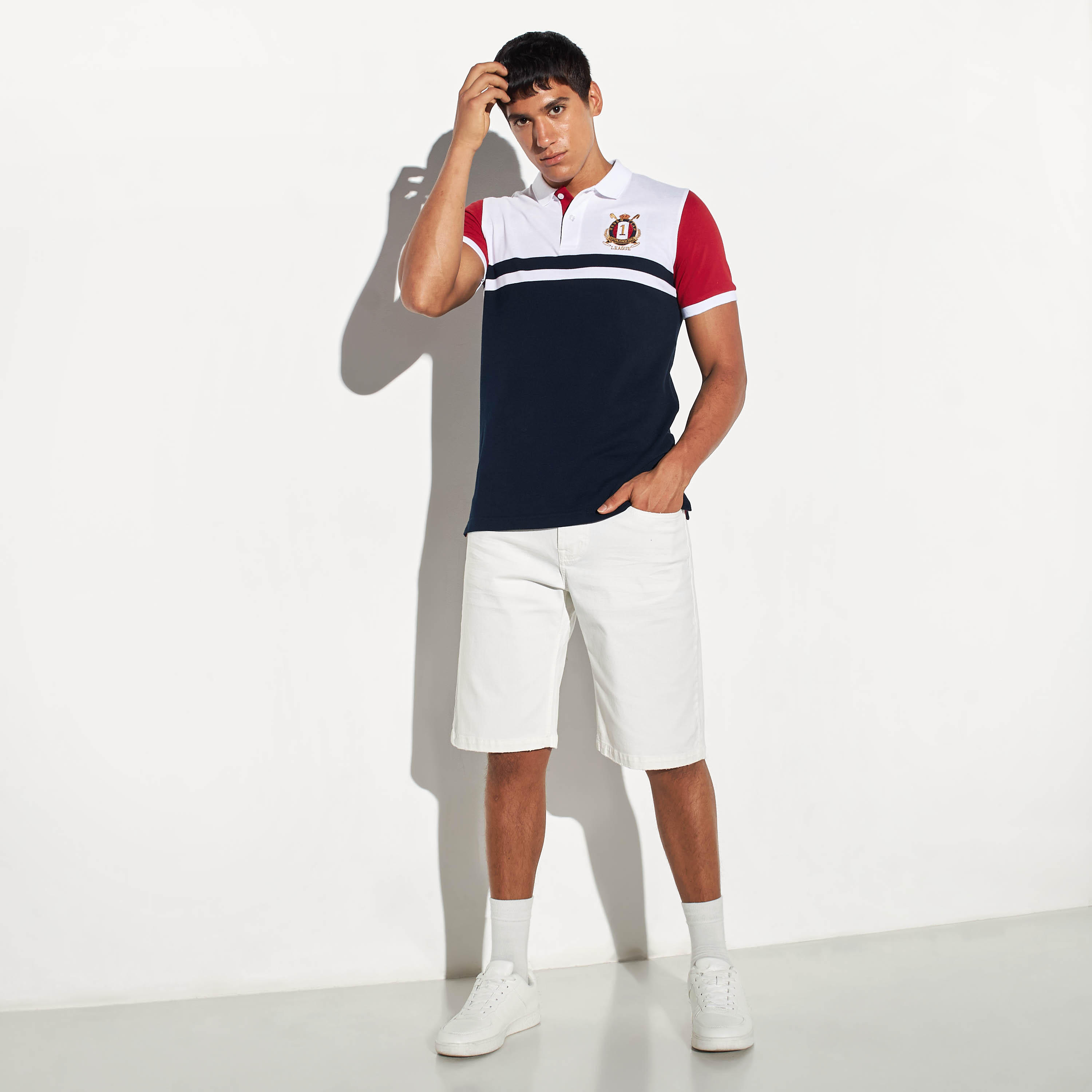 تيشيرت بولو بيكيه بقوالب ملونة وأكمام قصيرة-men-clothing-tshirtsandpolos-polos-image-2