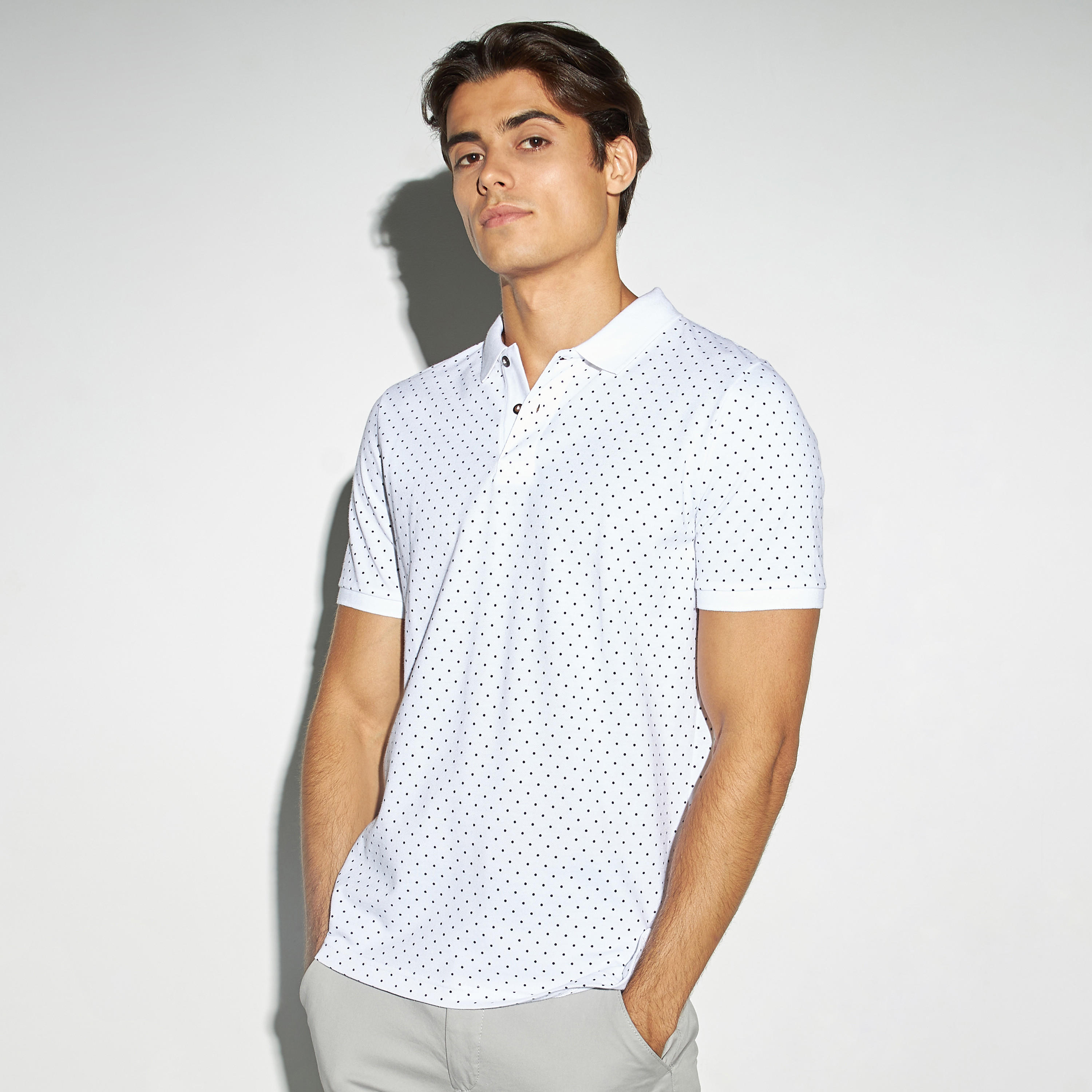 تيشيرت بولو بأكمام قصيرة وطبعات منقطة بالكامل-men-clothing-tshirtsandpolos-polos-image-1