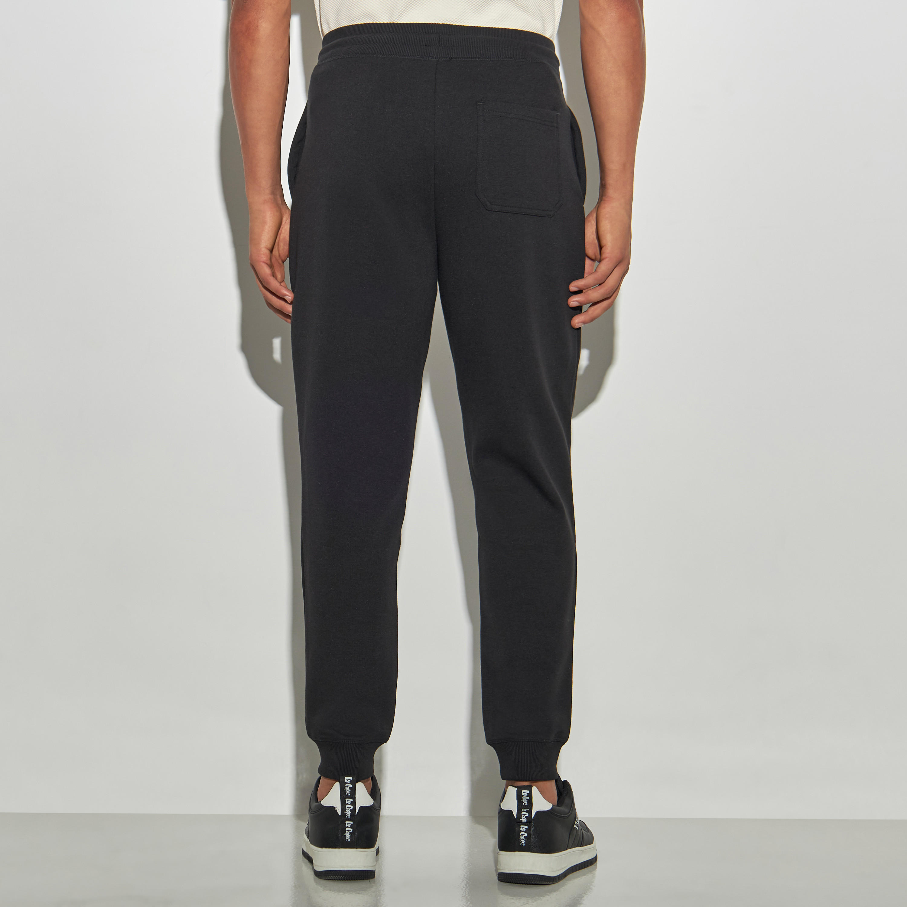 Solid Joggers with Drawstring Closure and Pockets-men-clothing-bottoms-joggers-image-3