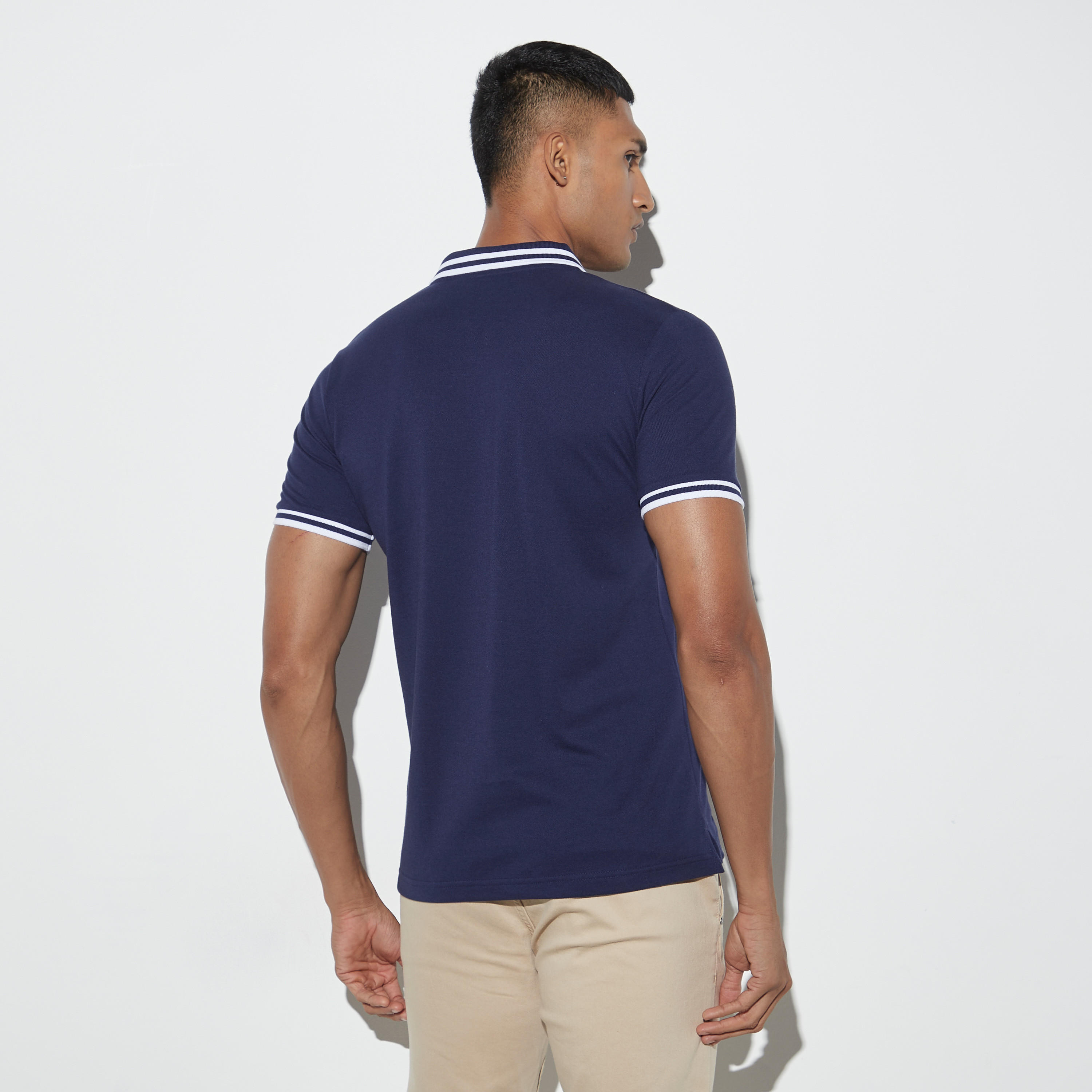 تيشيرت بولو بأكمام قصيرة وخيوط بارزة-men-clothing-tshirtsandpolos-polos-image-3