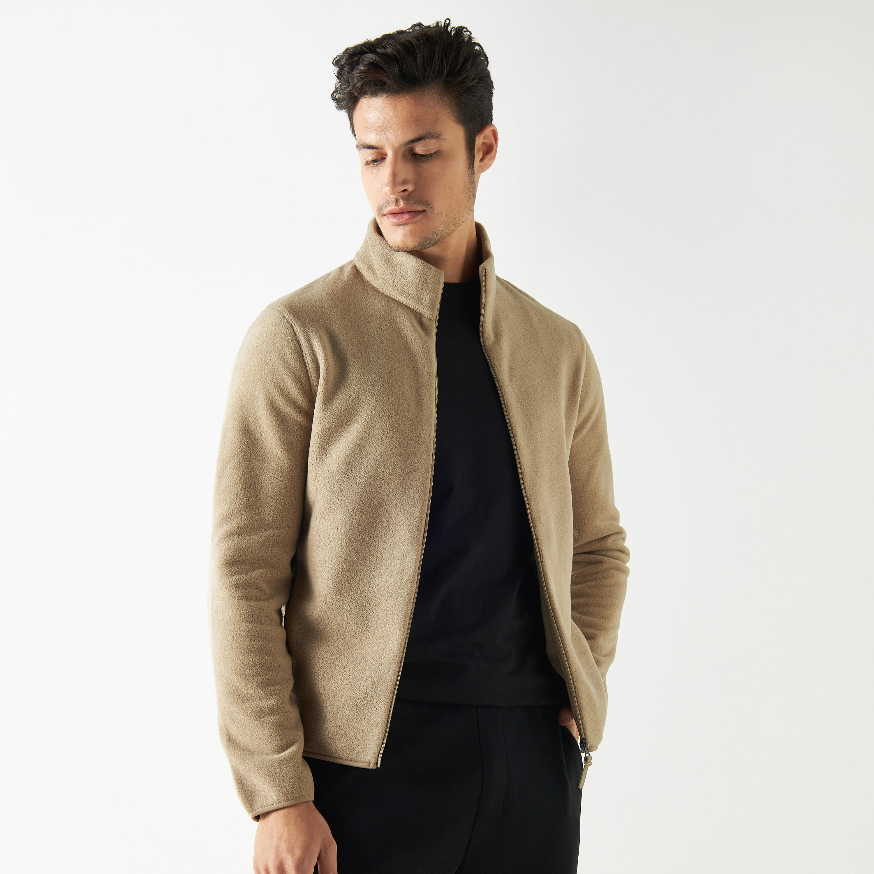 جاكيت بارز الملمس بسحاب وياقة عالية-men-clothing-jacketsandblazers-jackets-image-1
