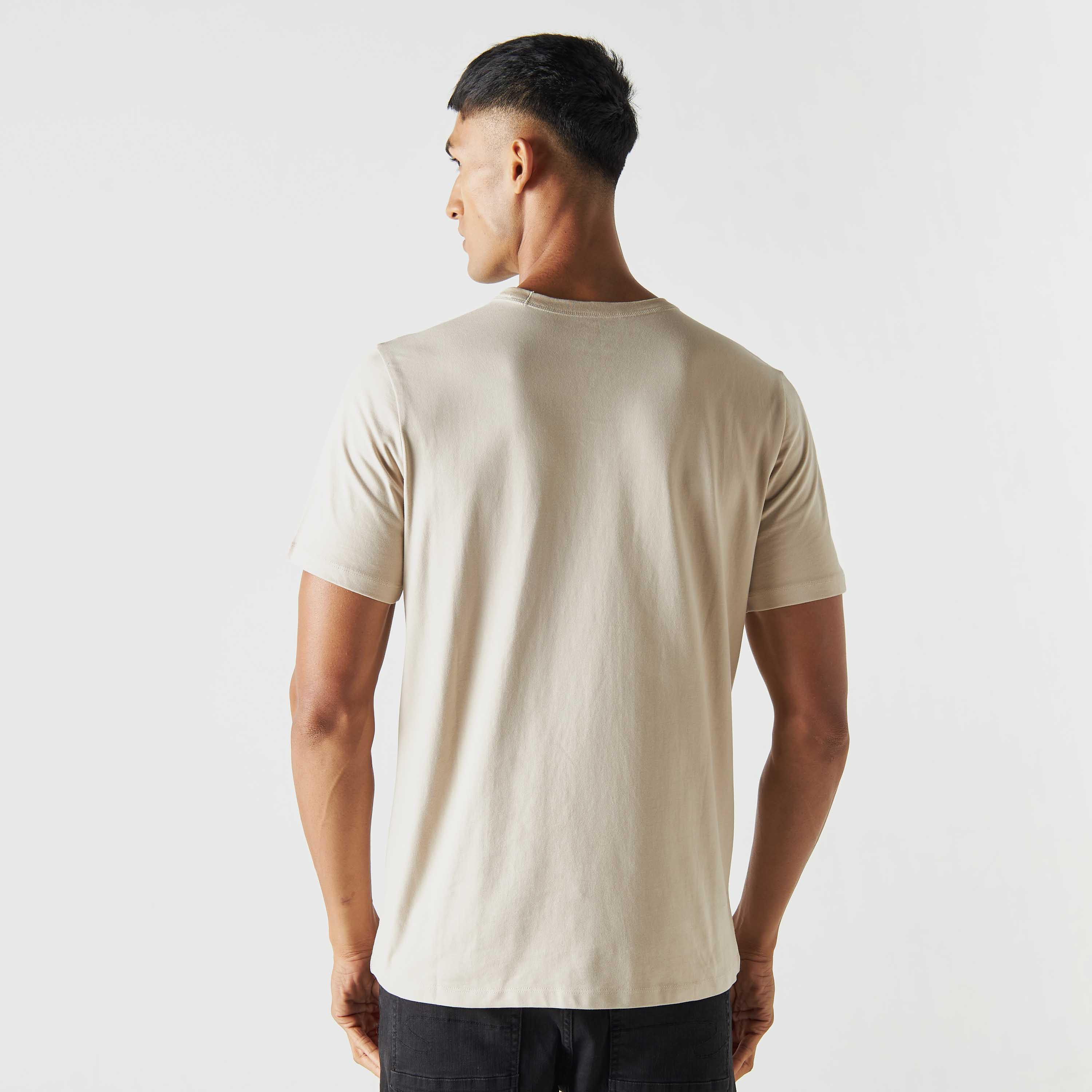 تيشيرت بياقة ضيّقة وأكمام قصيرة-men-clothing-tshirtsandpolos-tshirts-image-7