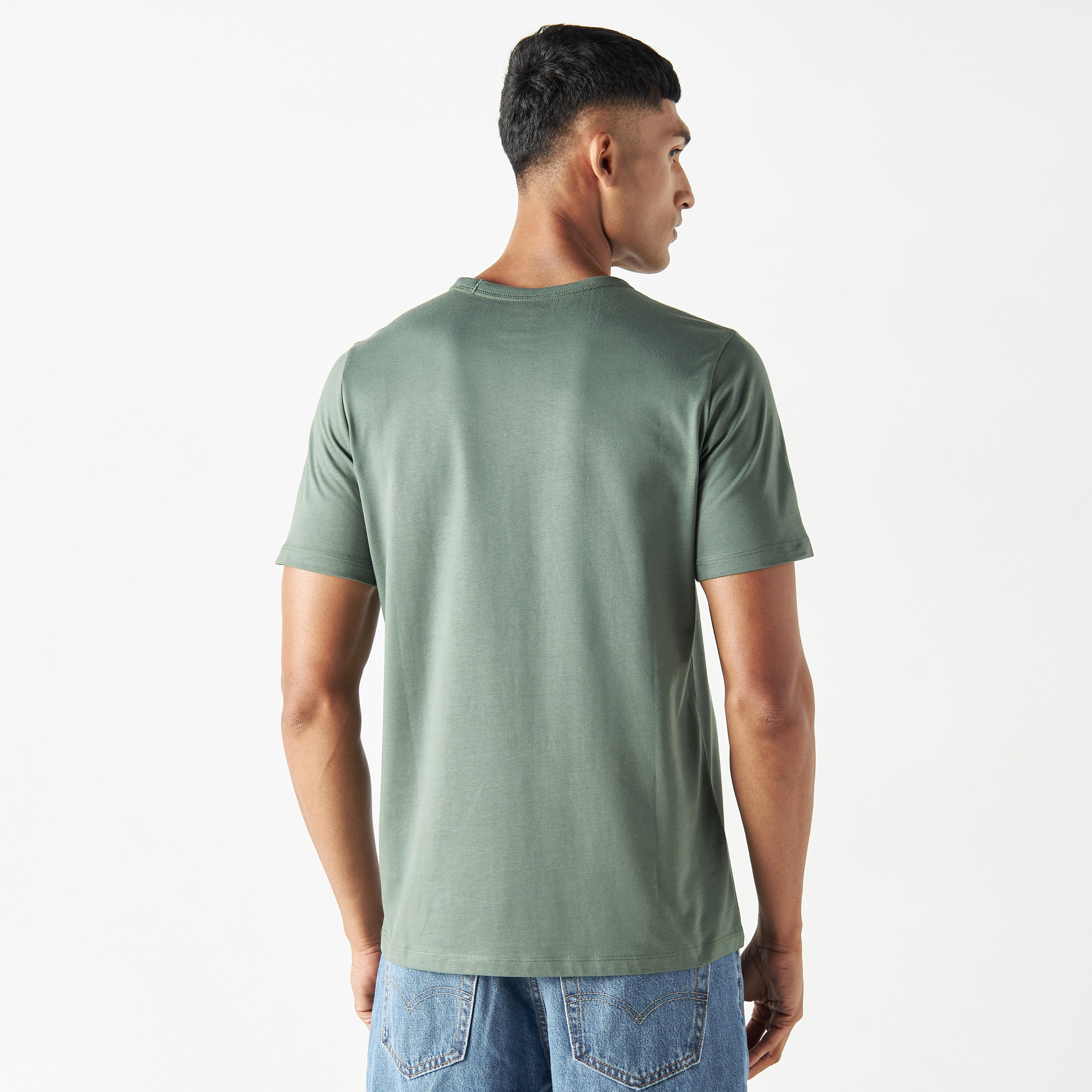 تيشيرت بياقة ضيّقة وأكمام قصيرة-men-clothing-tshirtsandpolos-tshirts-image-3