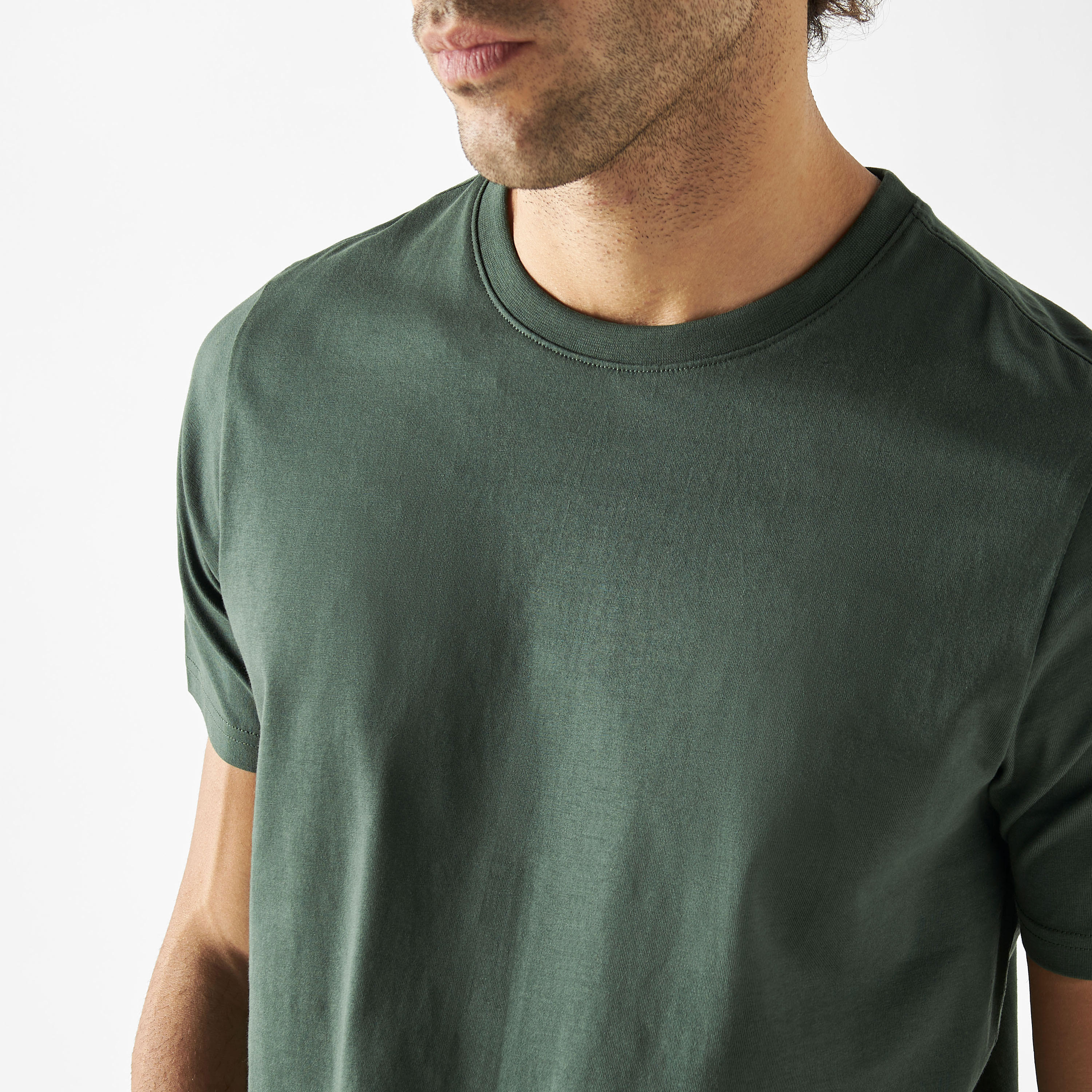تيشيرت بياقة ضيّقة وأكمام قصيرة-men-clothing-tshirtsandpolos-tshirts-image-1