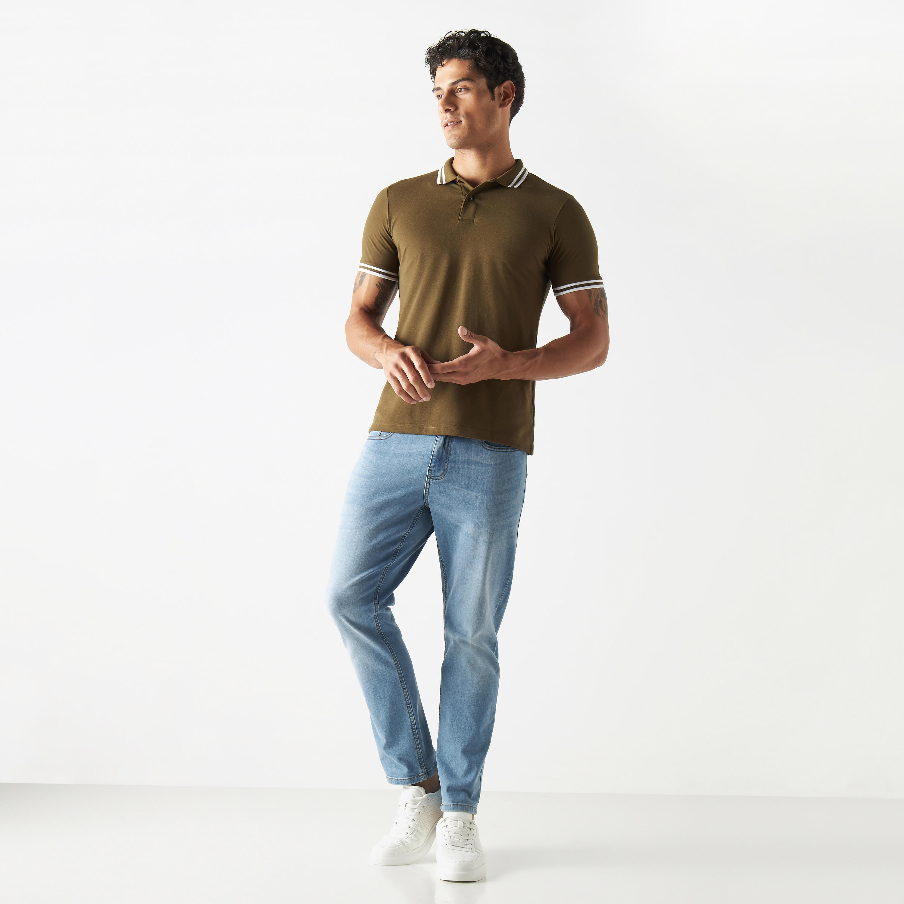 تيشيرت بولو بأكمام قصيرة وخيوط بارزة-men-clothing-tshirtsandpolos-polos-image-2