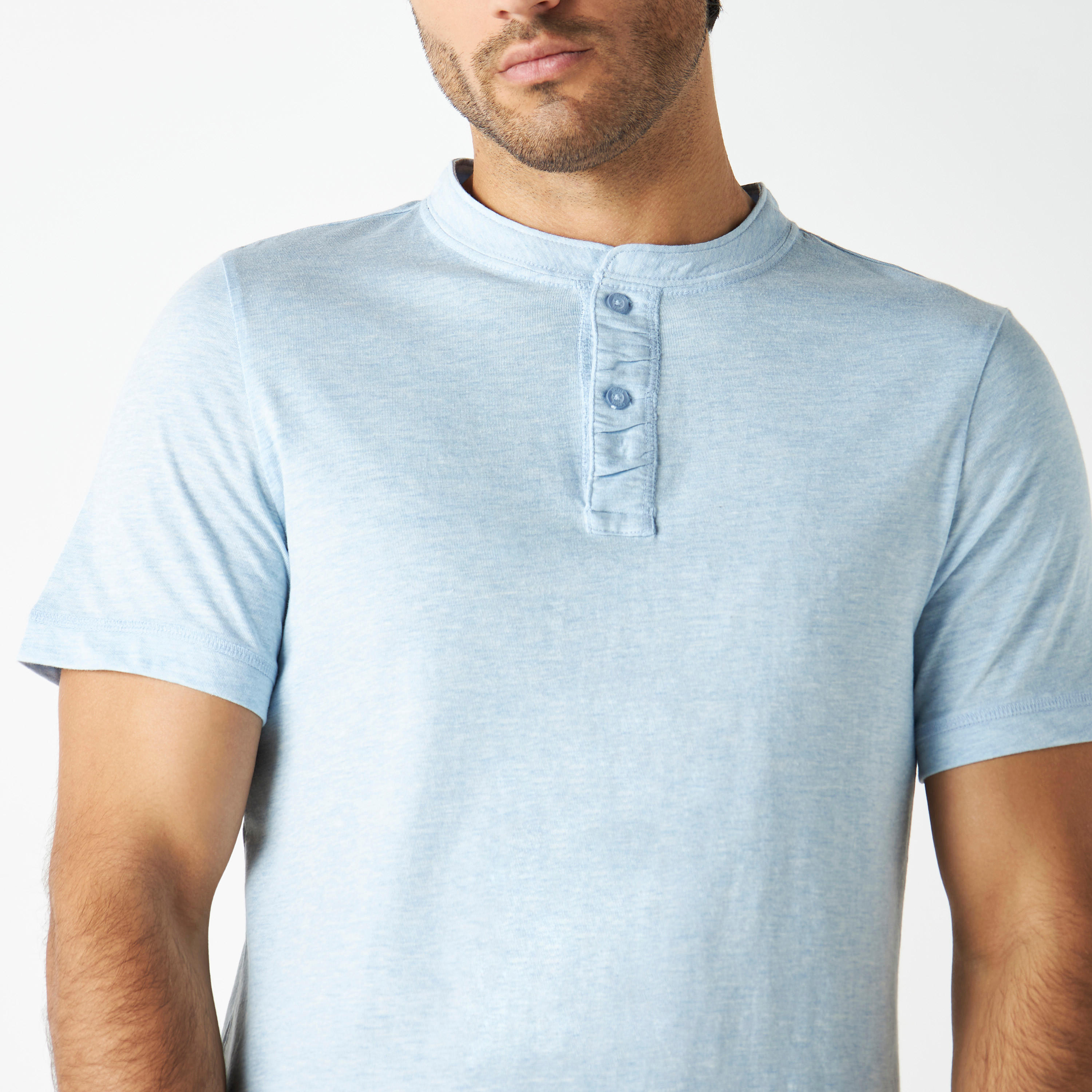 تيشيرت بياقة هينلي وأكمام قصيرة-men-clothing-tshirtsandpolos-tshirts-image-8