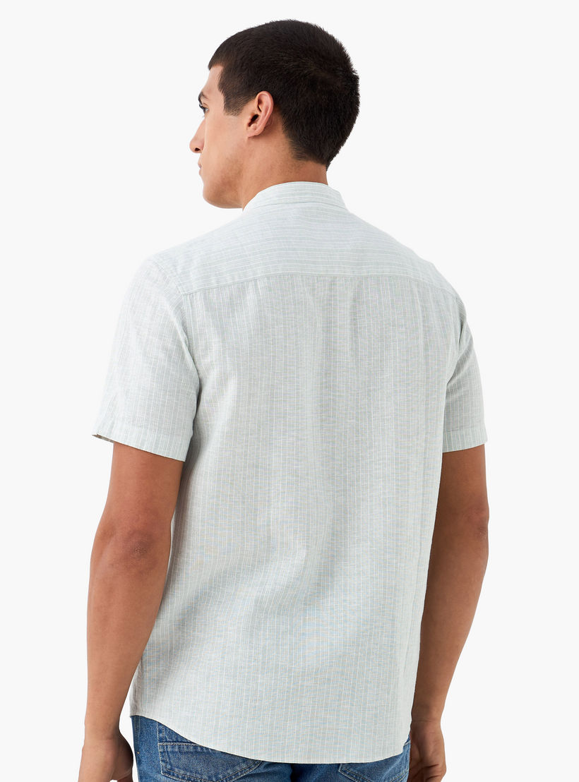 قميص مقلّم من مزيج الكتان بياقة ماندارين-men-clothing-shirts-image-3
