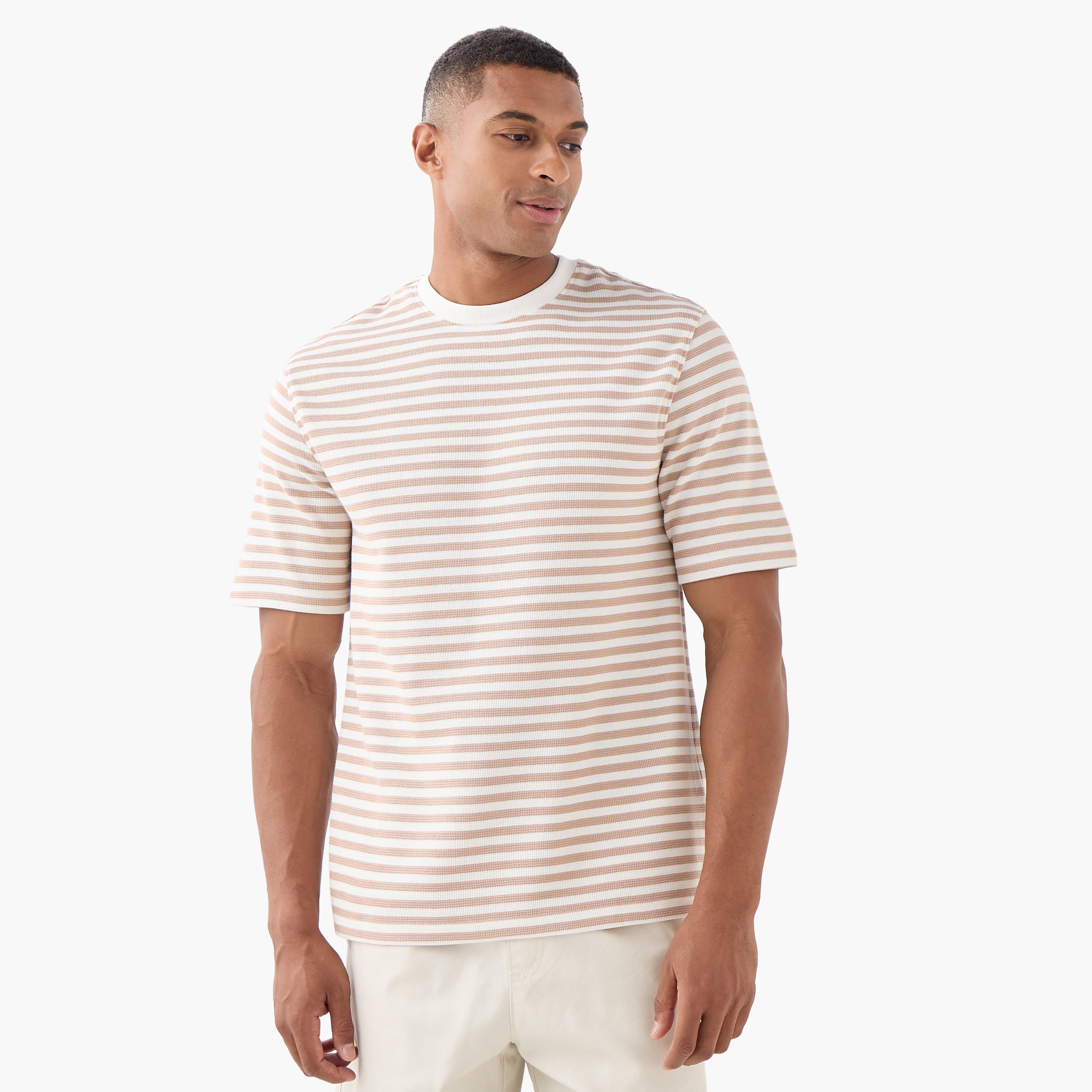 تيشيرت مخطط بقصة مريحة-men-clothing-tshirtsandpolos-tshirts-image-5