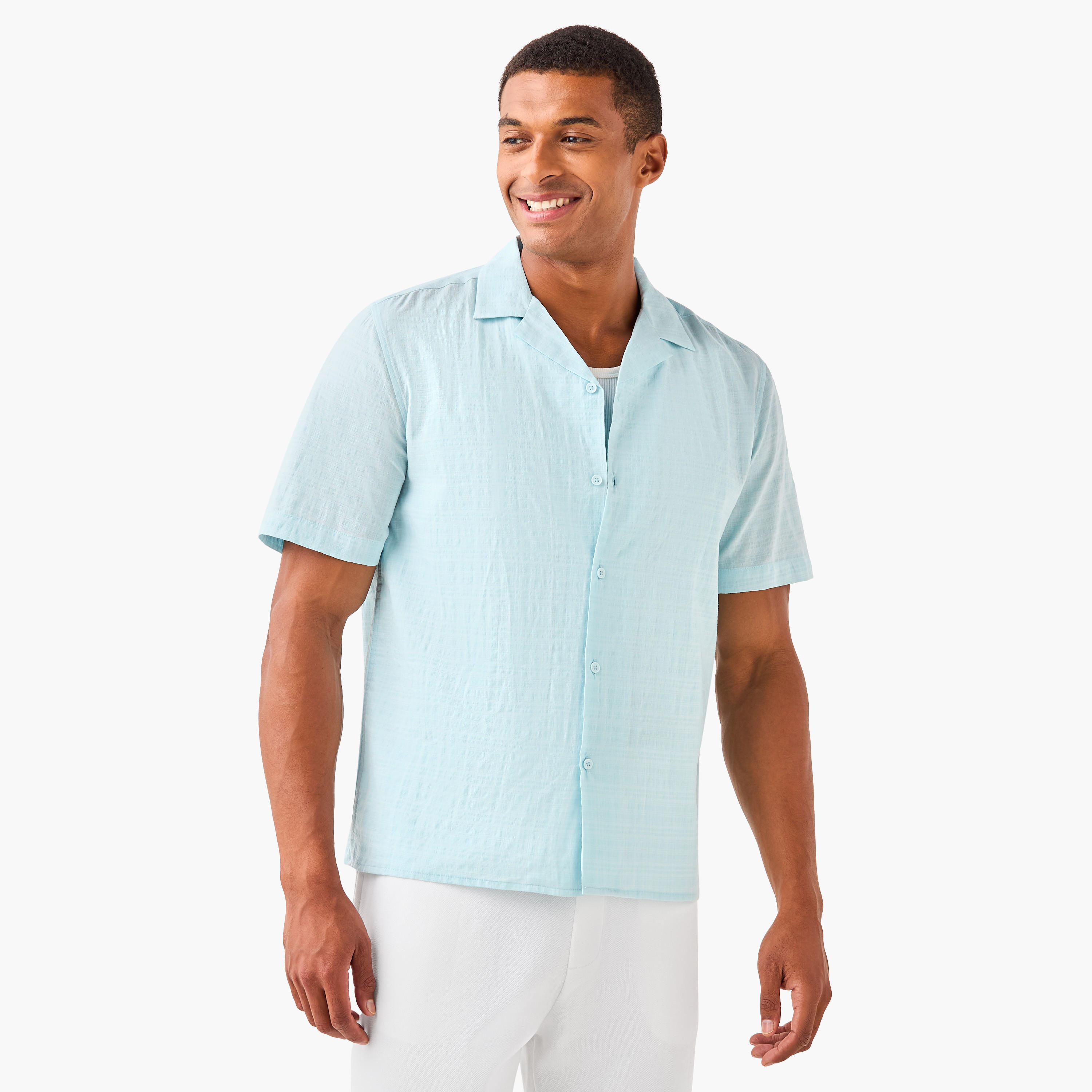 قميص بارز الملمس بياقة منتجع من سيرساكر-men-clothing-shirts-image-1