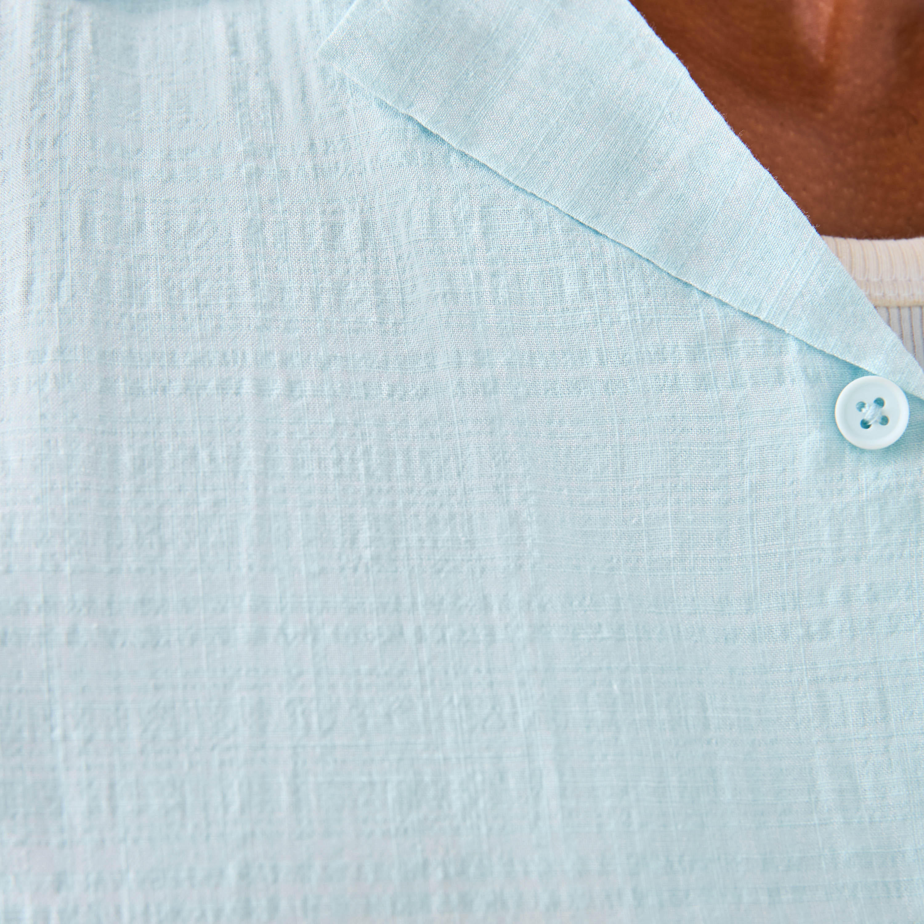 قميص بارز الملمس بياقة منتجع من سيرساكر-men-clothing-shirts-image-5