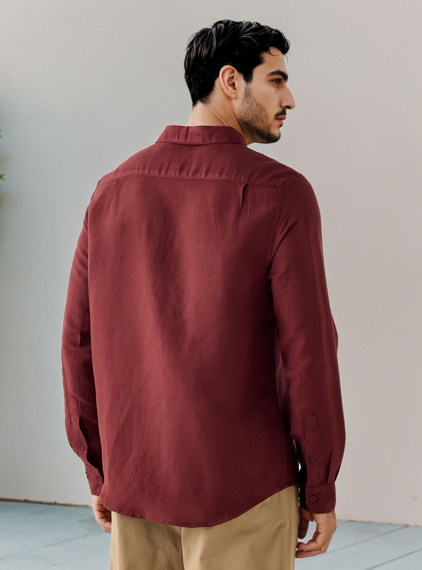 قميص من مزيج الكتان بقصة عادية-men-clothing-shirts-image-3