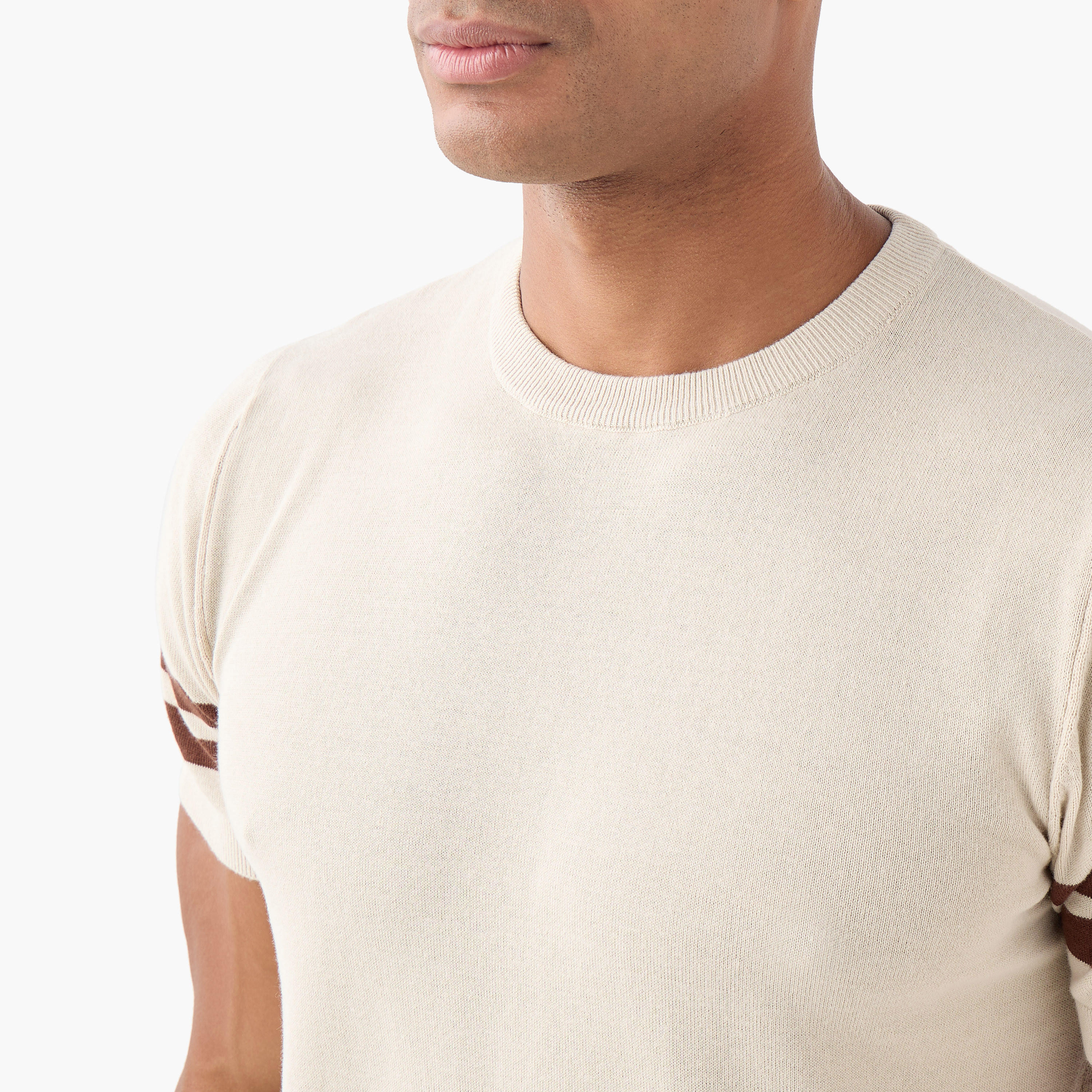 Stripe Detail Crew Neck T-shirt-men-clothing-tshirtsandpolos-tshirts-image-4