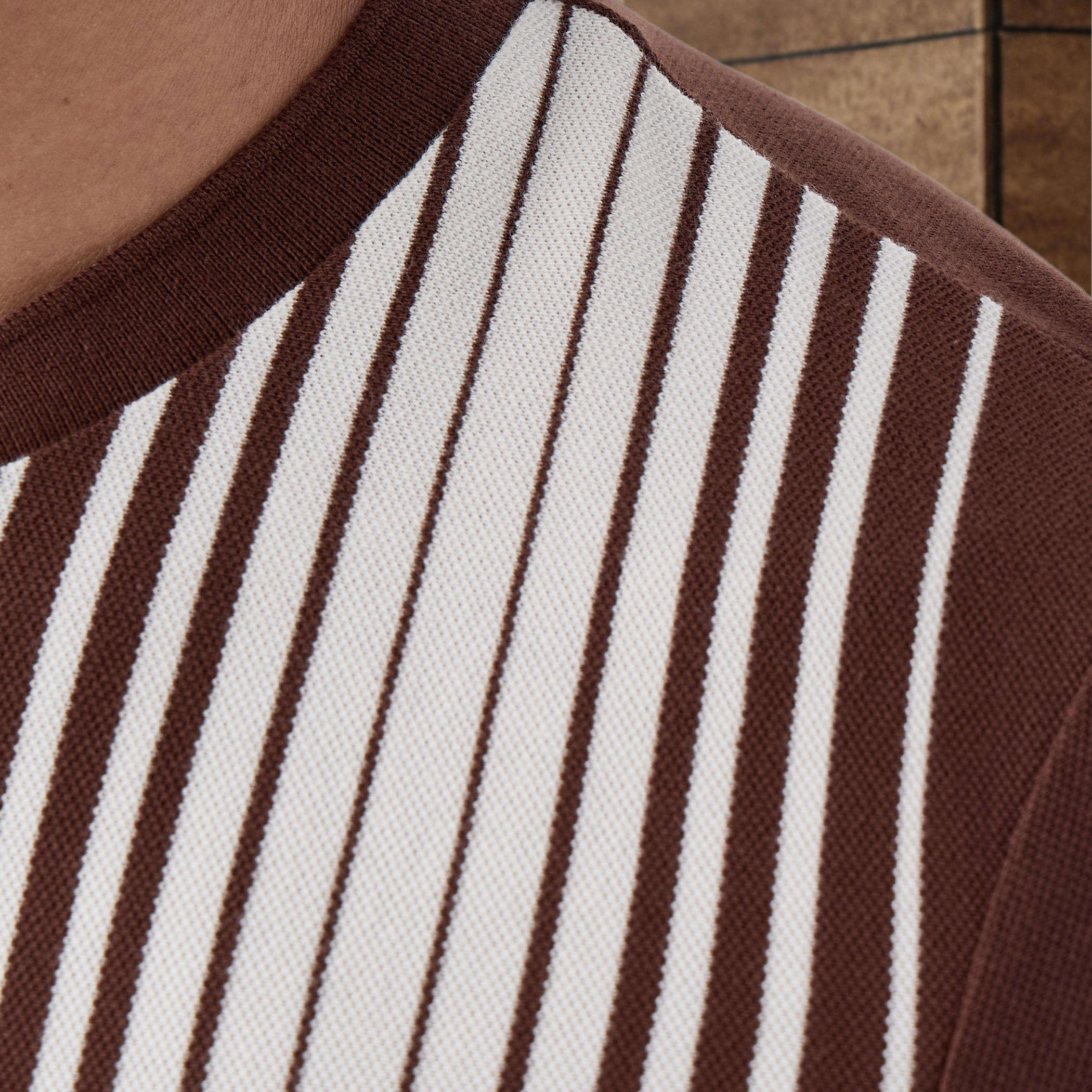 تيشيرت أومبري مقلم بياقة ضيقة-men-clothing-tshirtsandpolos-tshirts-image-5