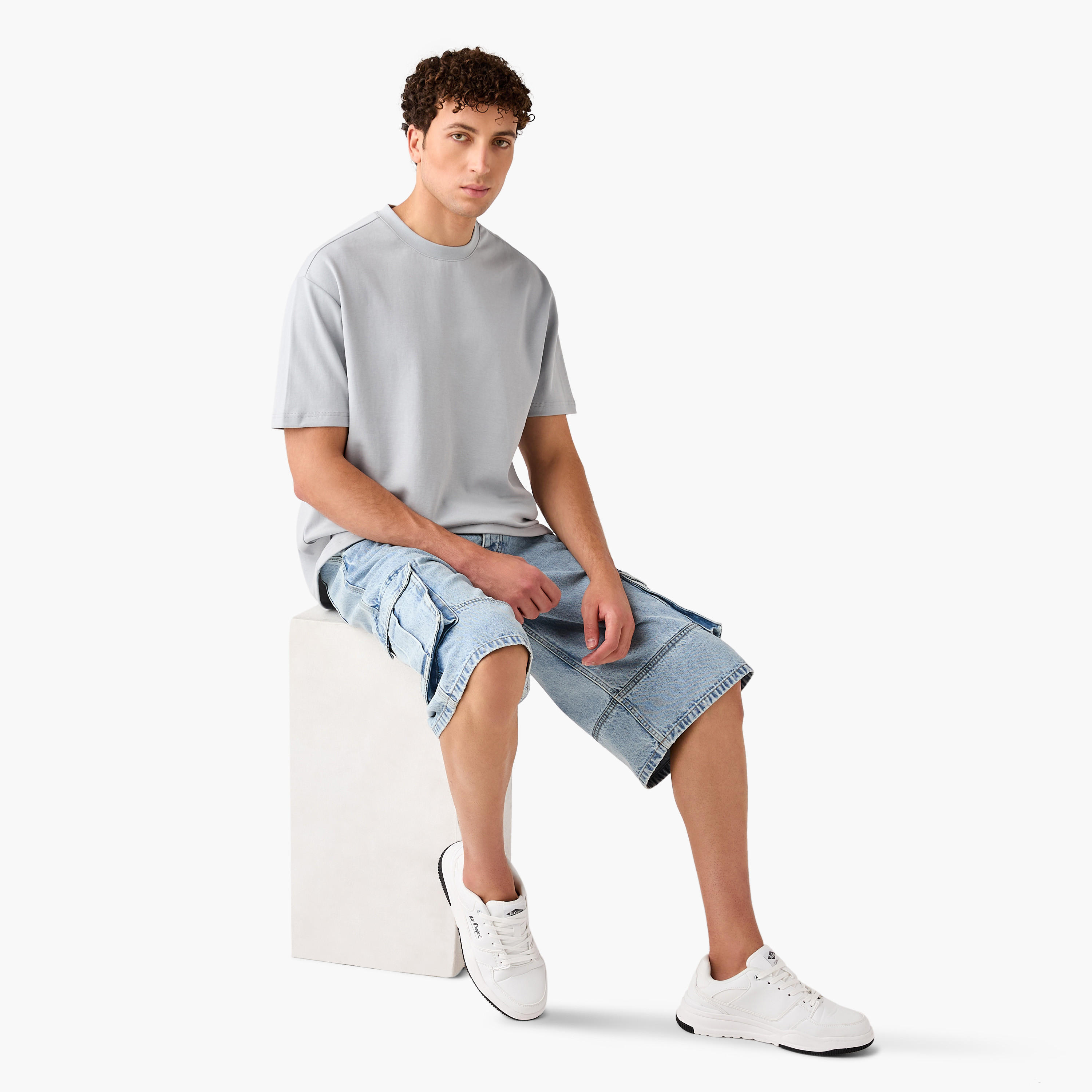Relaxed Fit Crew Neck T-shirt-men-clothing-tshirtsandpolos-tshirts-image-2