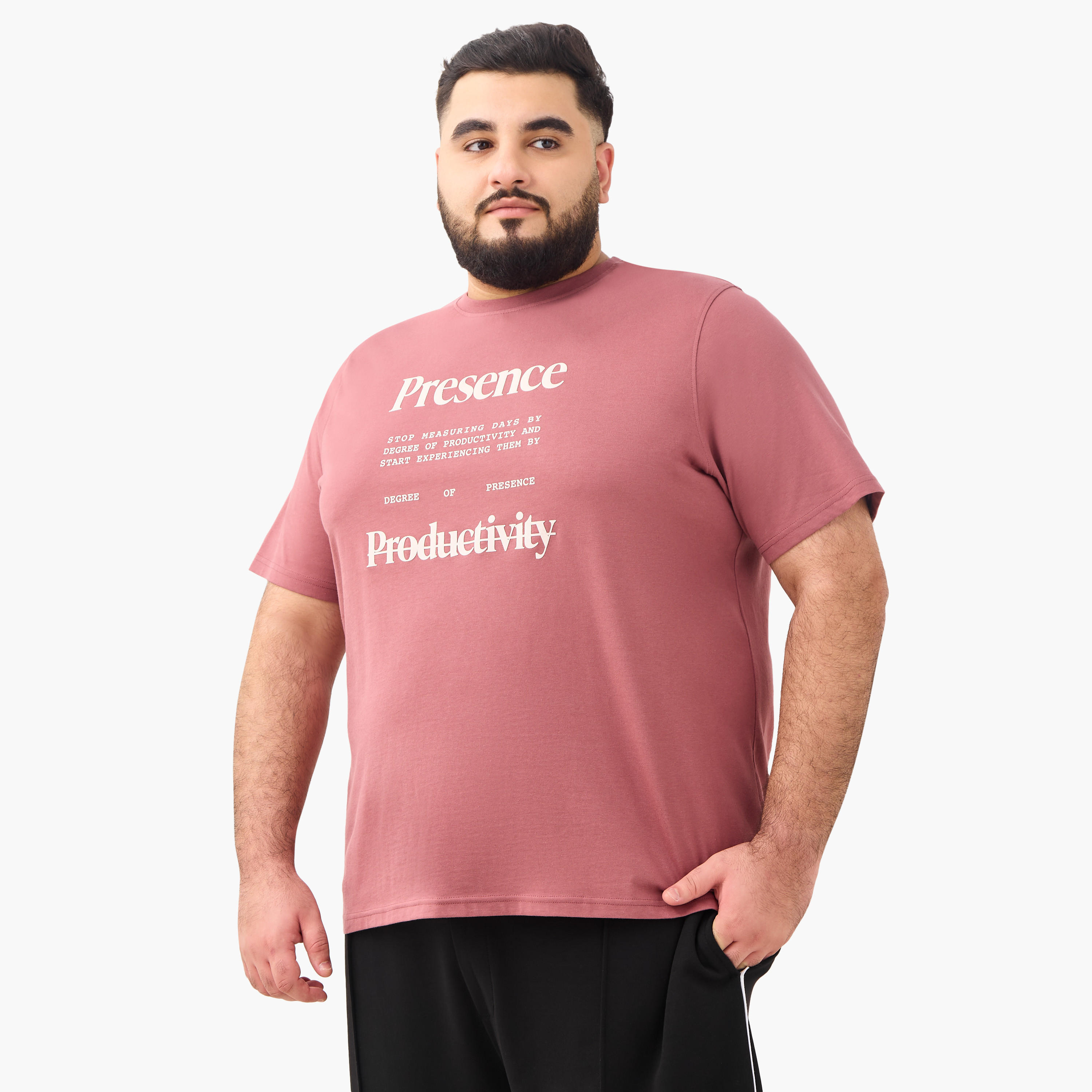 تيشيرت بطبعات شعار-men-clothing-tshirtsandpolos-tshirts-image-1
