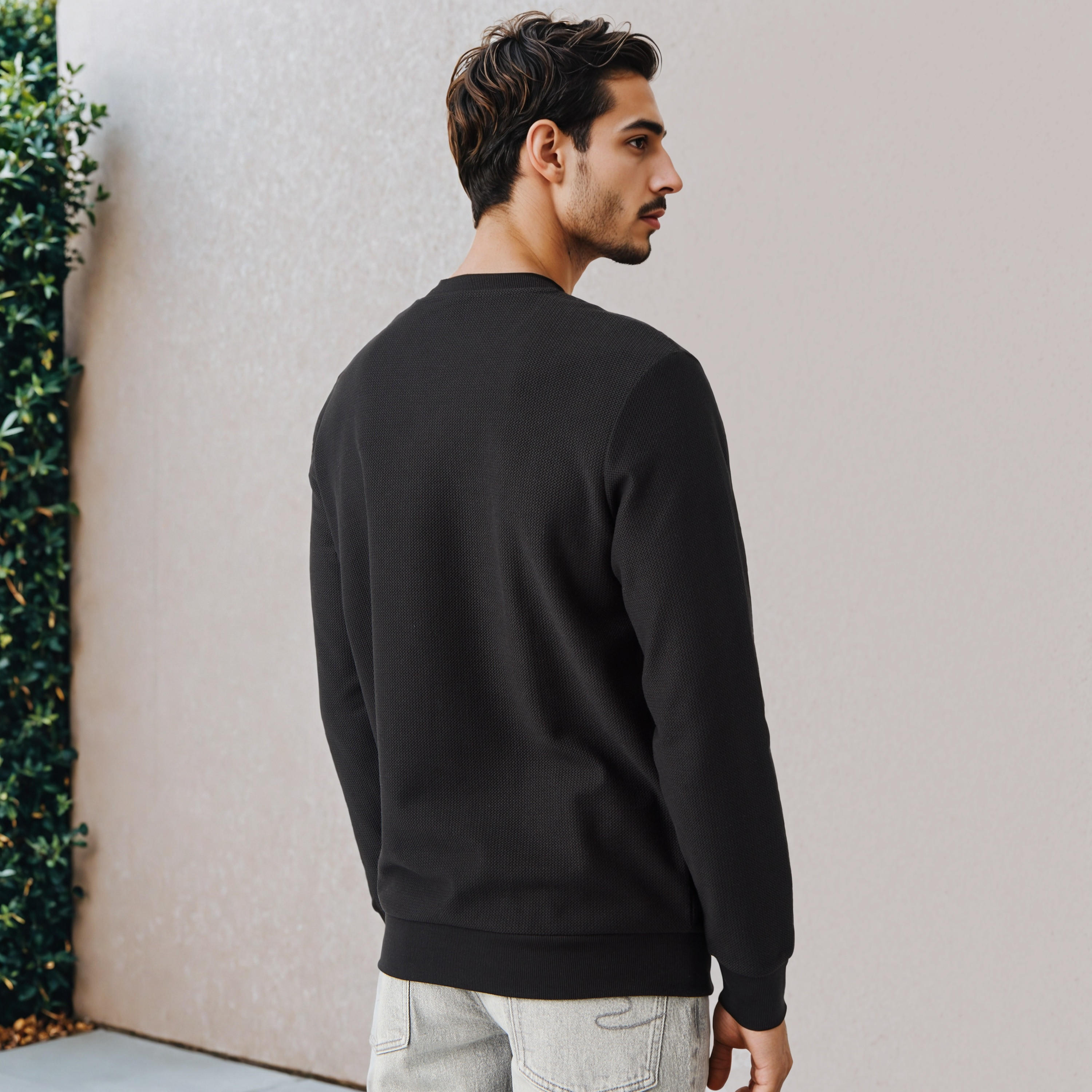 سويت شيرت بارز الملمس بنمط متعرج-men-winterwear-hoodiesandsweatshirts-image-3